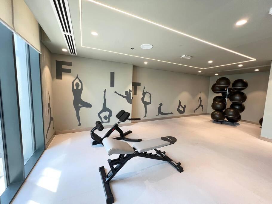 Apartment Stylish 1 Bedroom High Floor In Creek Edge