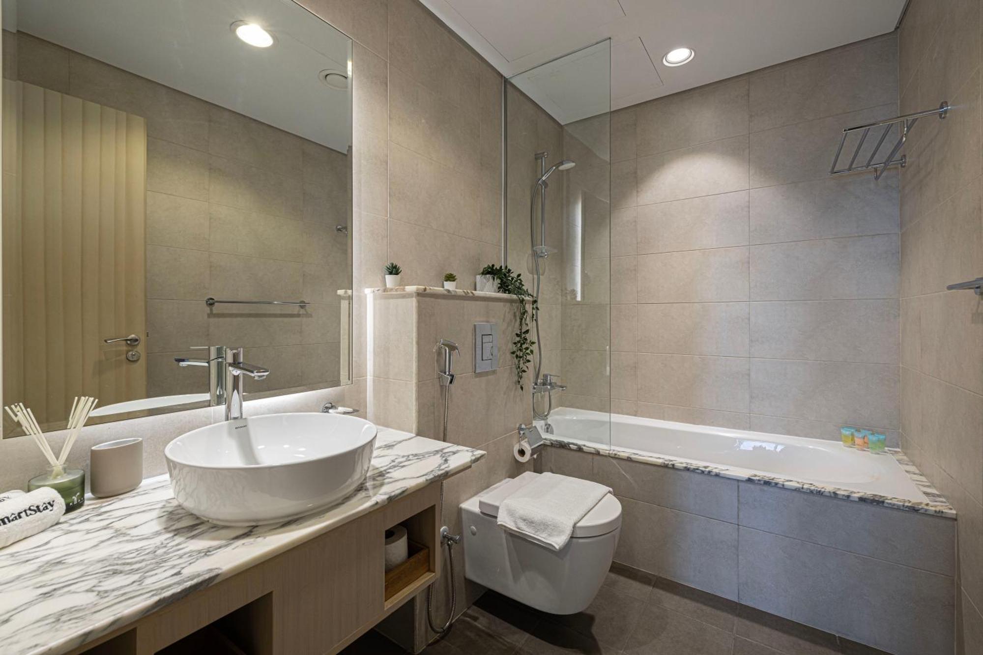 Apartment Smartstay At Paramount Tower - Sea And Downtown Views - Infinity Pool - Modern Luxury Residences