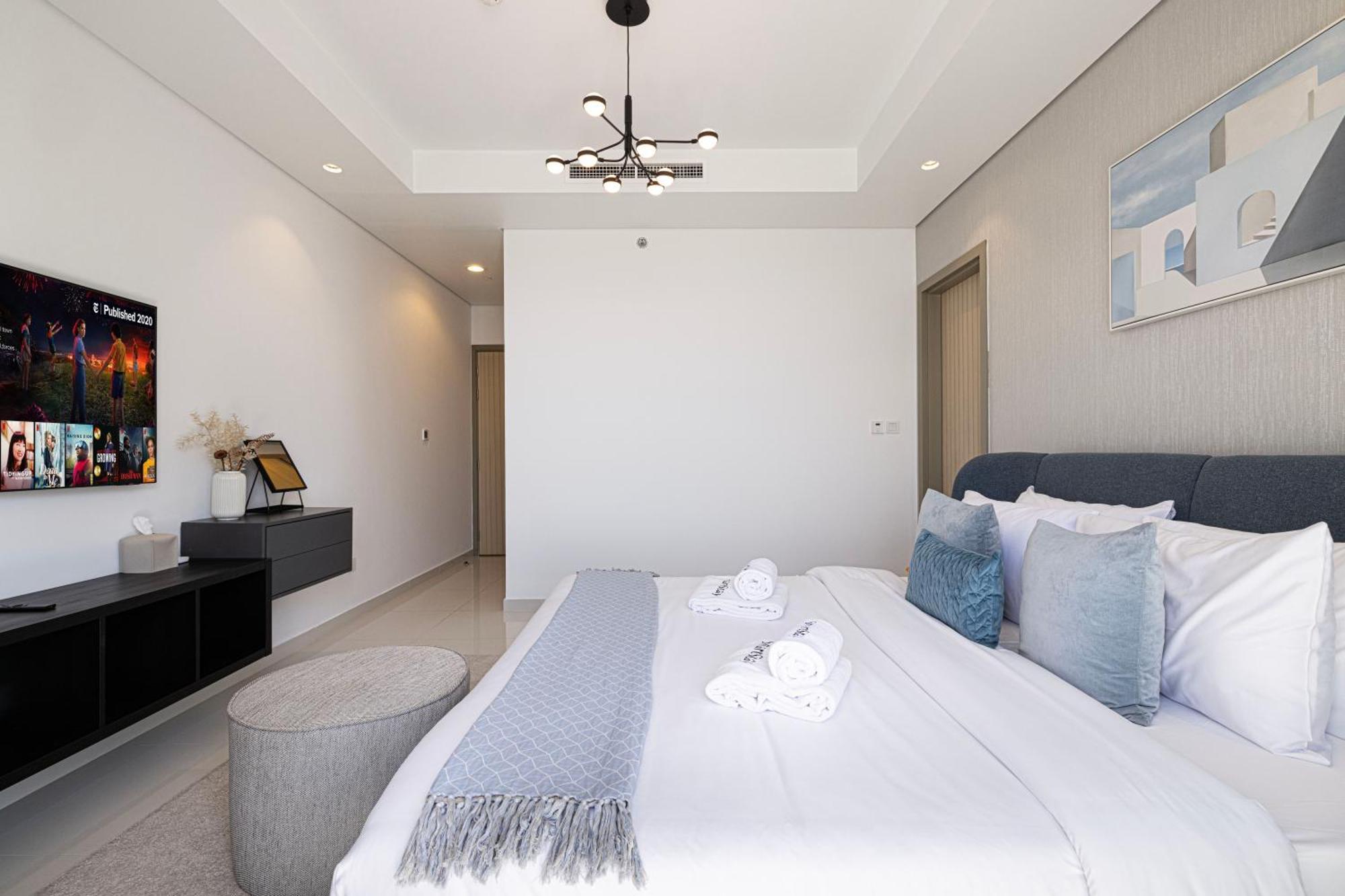 Smartstay At Paramount Tower - Sea And Downtown Views - Infinity Pool - Modern Luxury Residences Apartment