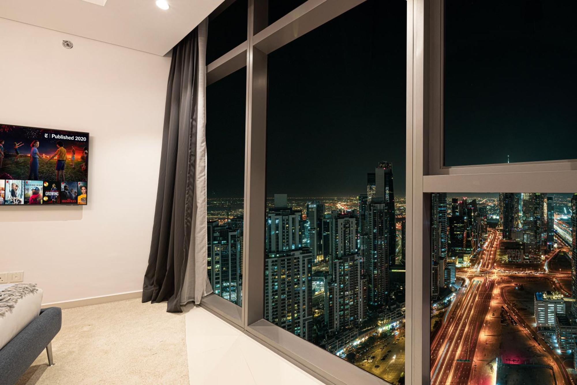 Apartment Smartstay At Paramount Tower - Sea And Downtown Views - Infinity Pool - Modern Luxury Residences Dubai
