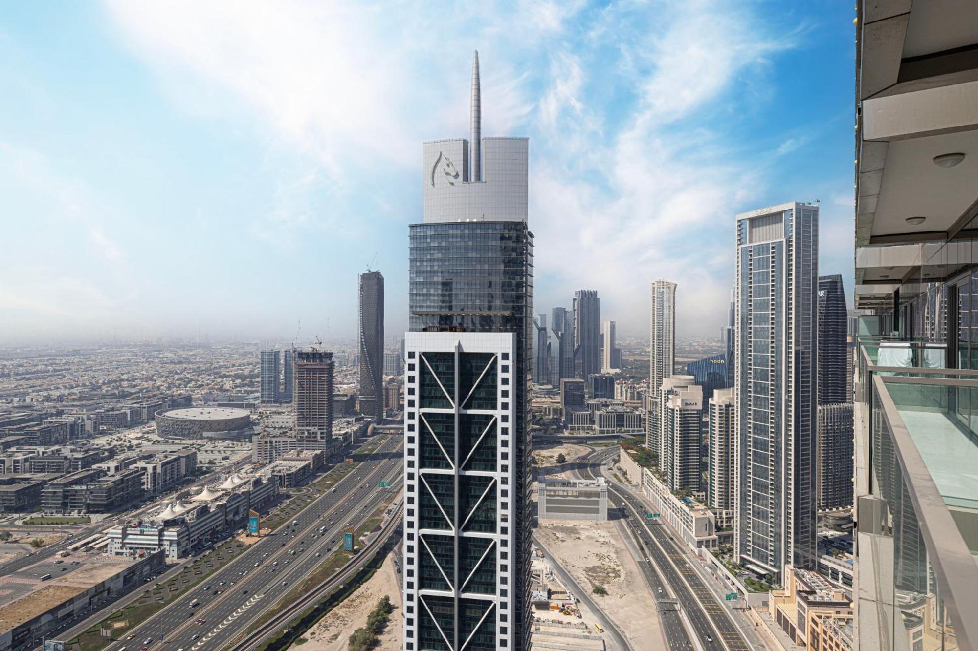 Smartstay At Paramount Tower - Sea And Downtown Views - Infinity Pool - Modern Luxury Residences Dubai