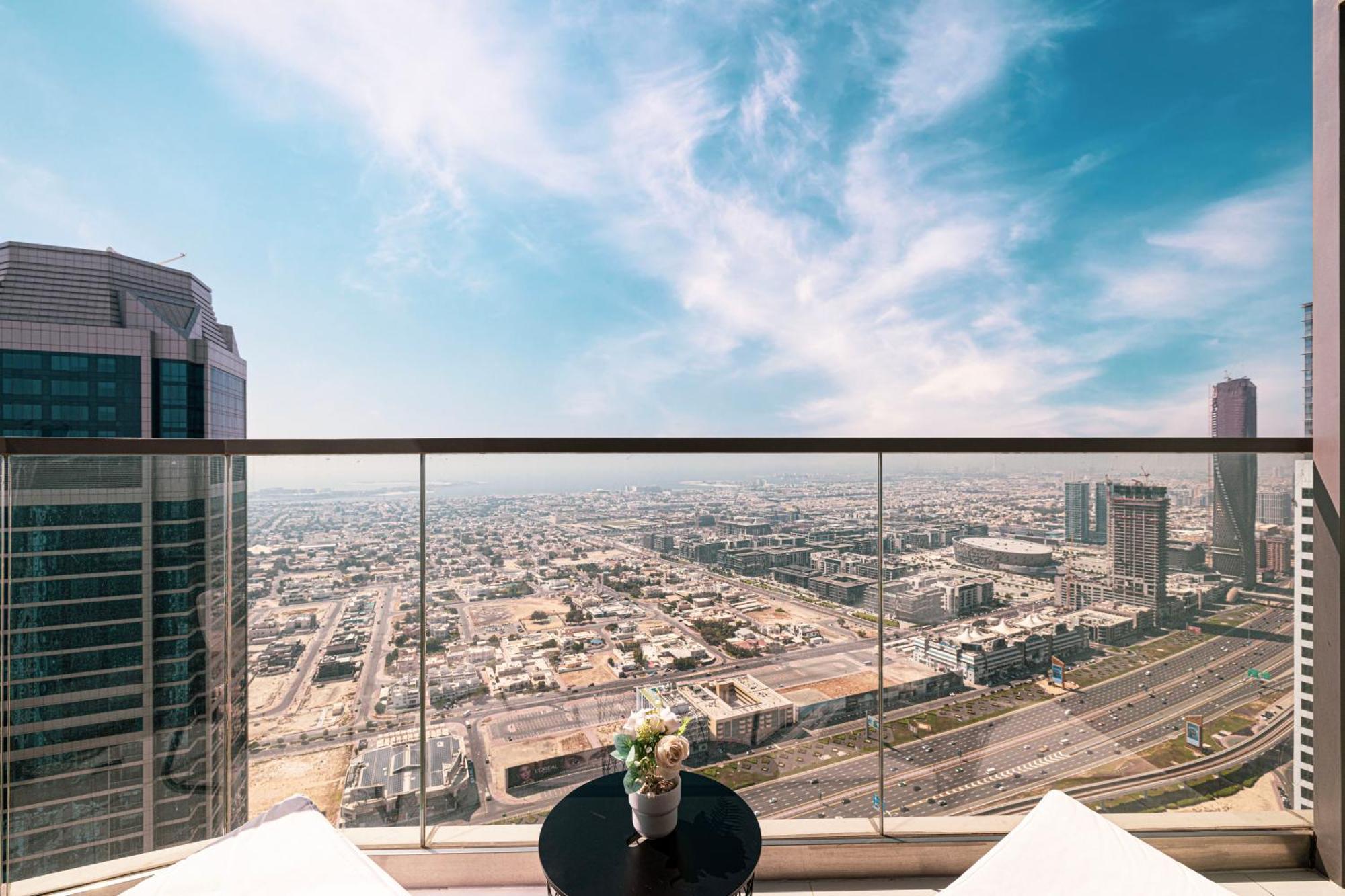 Smartstay At Paramount Tower - Sea And Downtown Views - Infinity Pool - Modern Luxury Residences Apartment Dubai