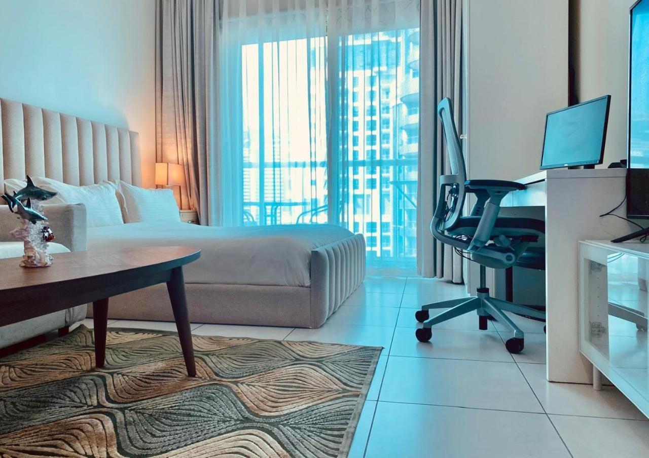 Full Sea View With Balcony - - 10 Min To Jbr - *