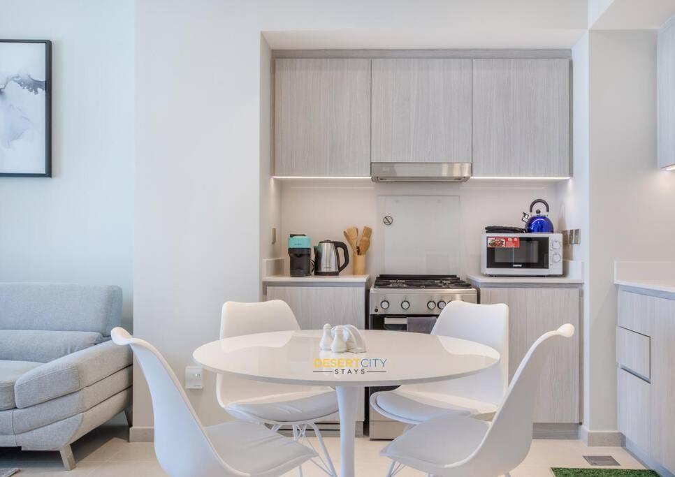 Apartment Luxurious 1 Bed In Creek Harbor, Hosted By Desert Dubai