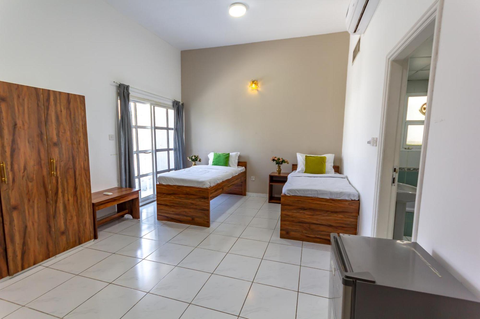 Relaxing Private In Compound Housing Near Burj Alarab 124