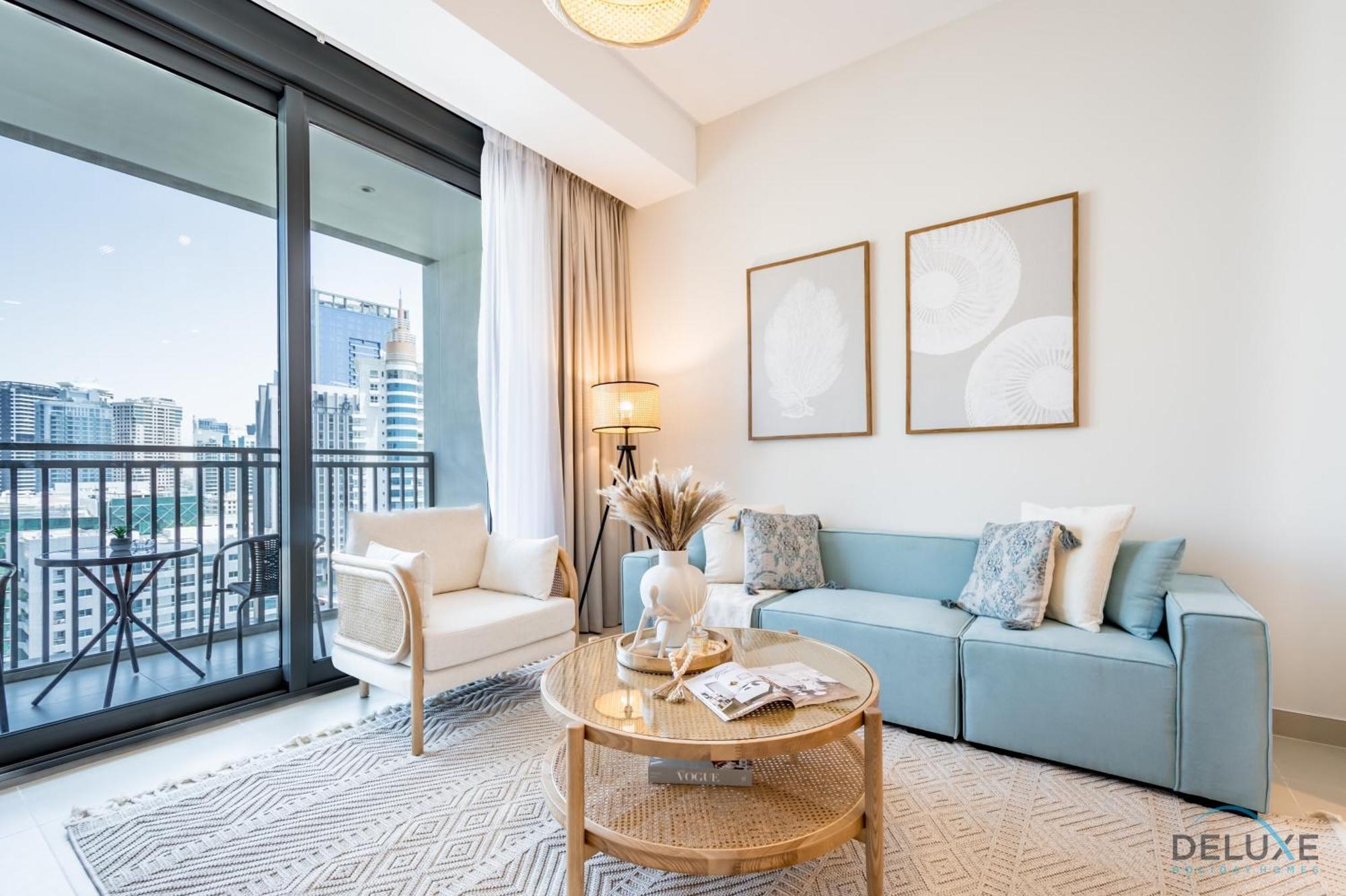 Alluring 1br With Marina View At 5242 Tower 2 Marina By Deluxe Homes
