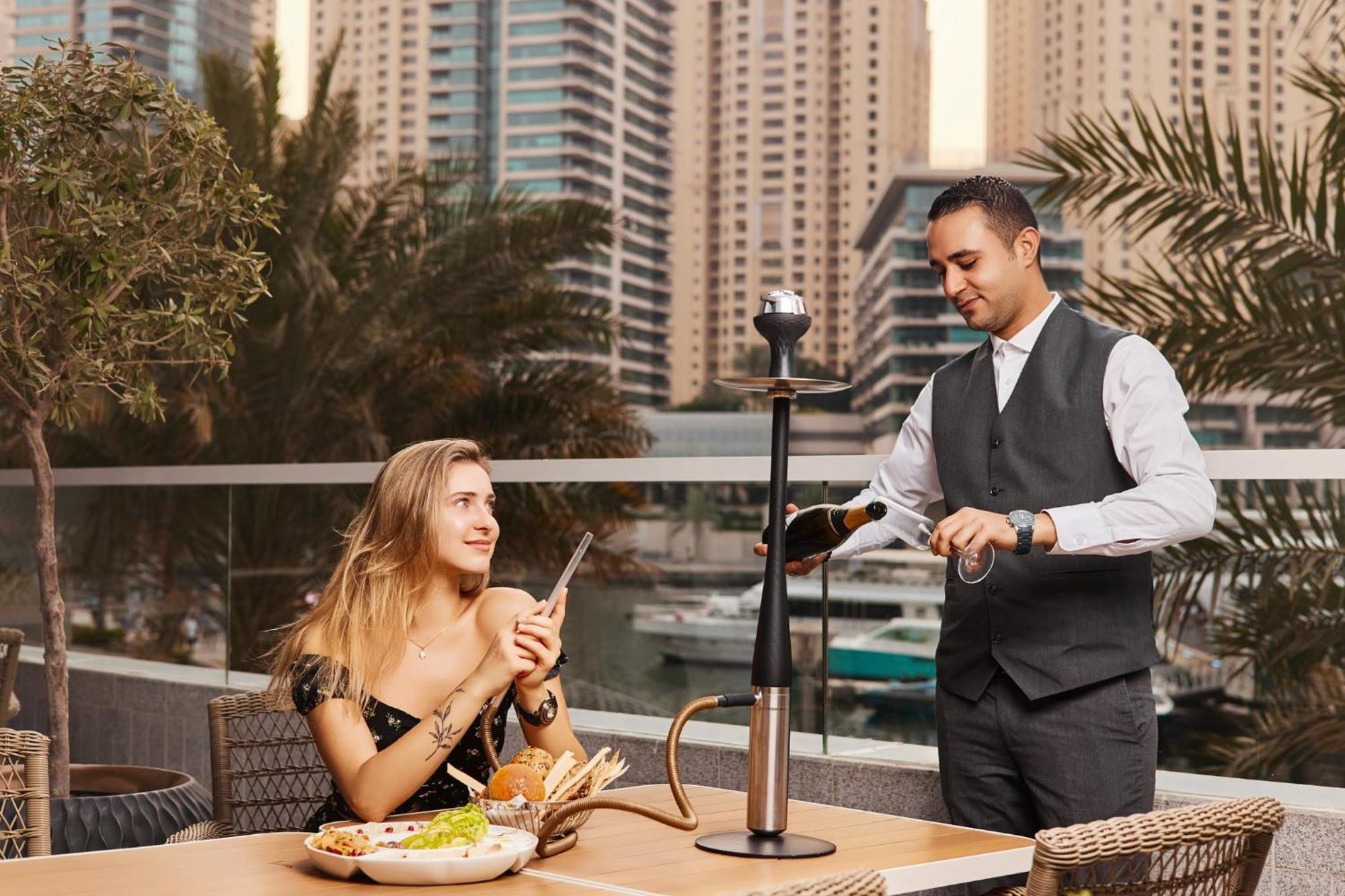 Hotel Crowne Plaza Marina By Ihg