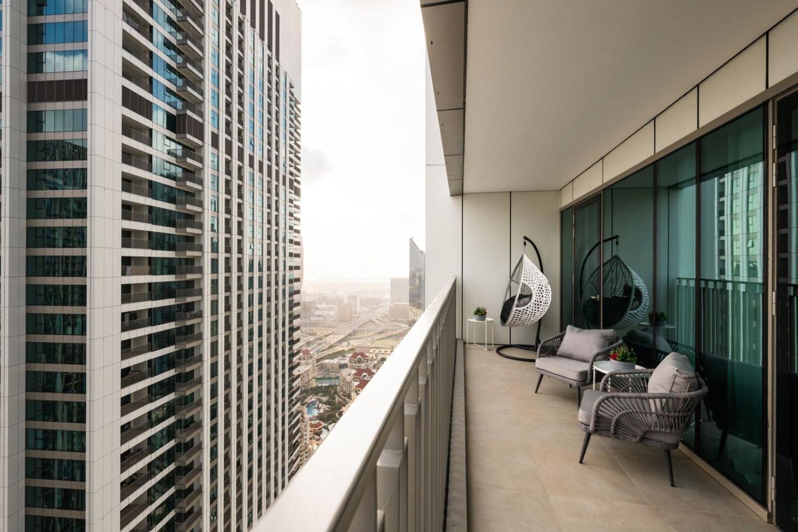 Magnificent - Lavish 3+ 1 Bedroom With Amazing Burj Khalifa View Apartment Dubai