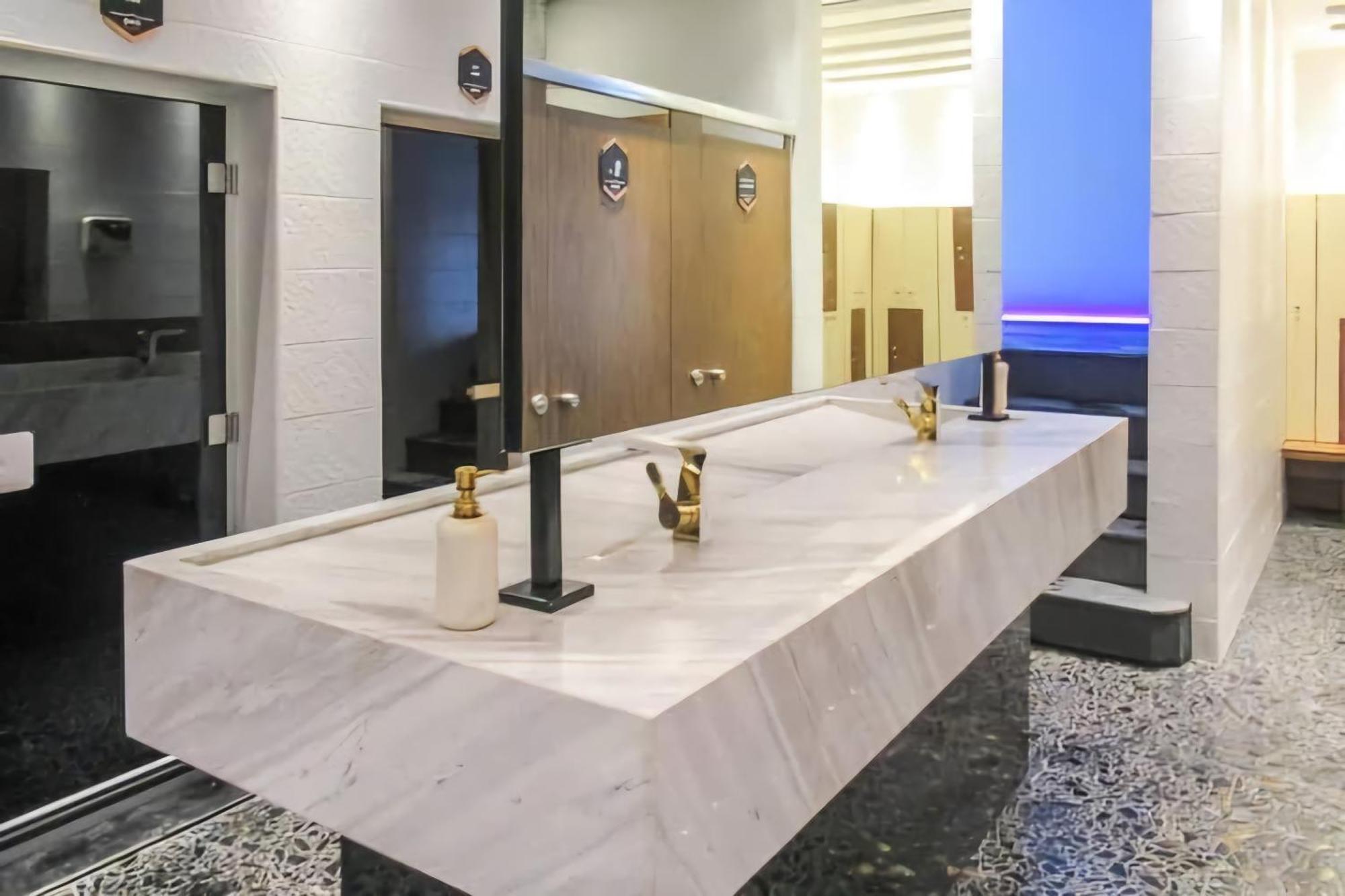 Luxury Studio With Burj Views - 6 Min From Mall