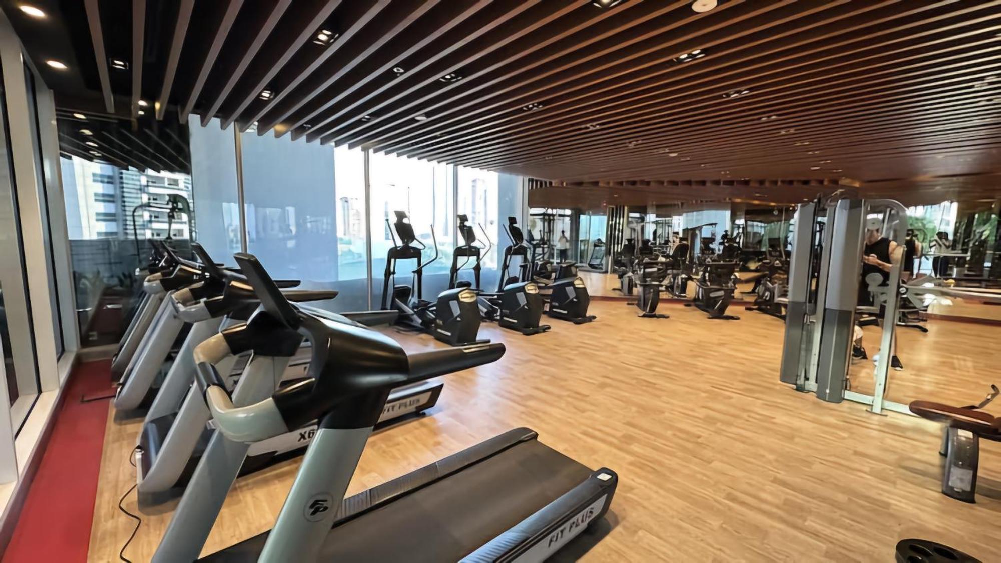 Luxury Studio With Burj Views - 6 Min From Mall Apartment Dubai