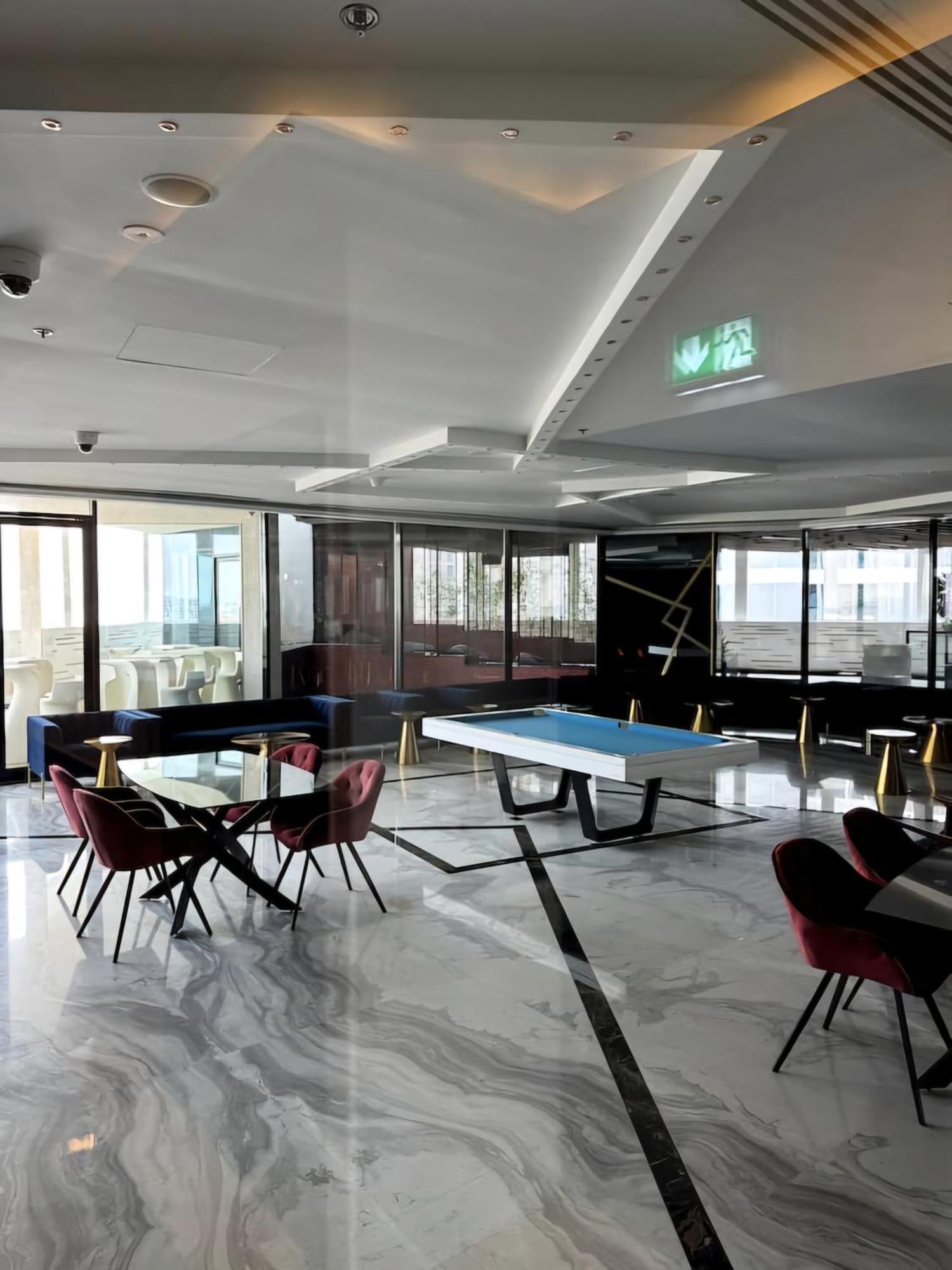 Luxury Studio With Burj Views - 6 Min From Mall * Dubai