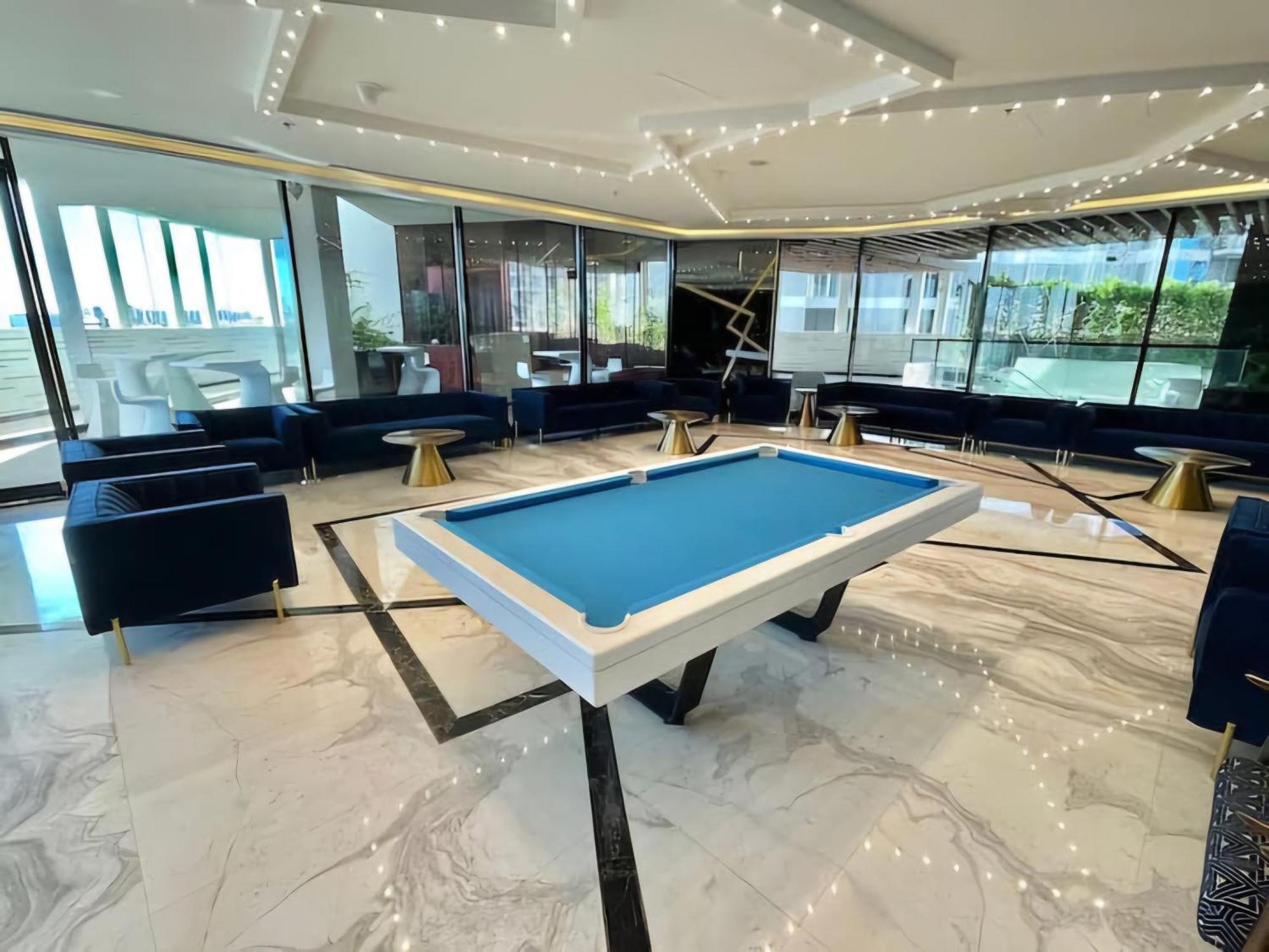 Luxury Studio With Burj Views - 6 Min From Mall * Dubai