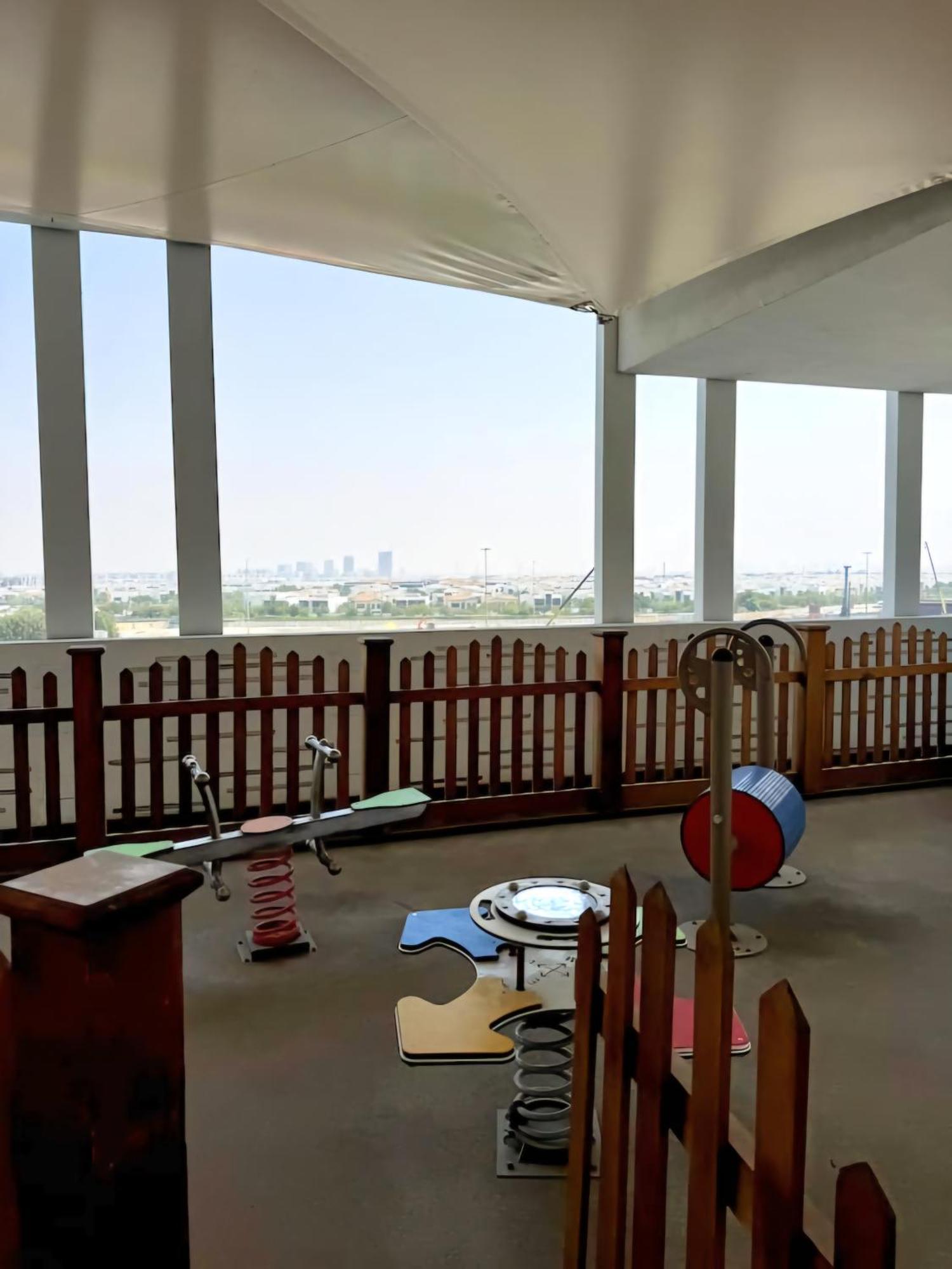 Luxury Studio With Burj Views - 6 Min From Mall Apartment Dubai