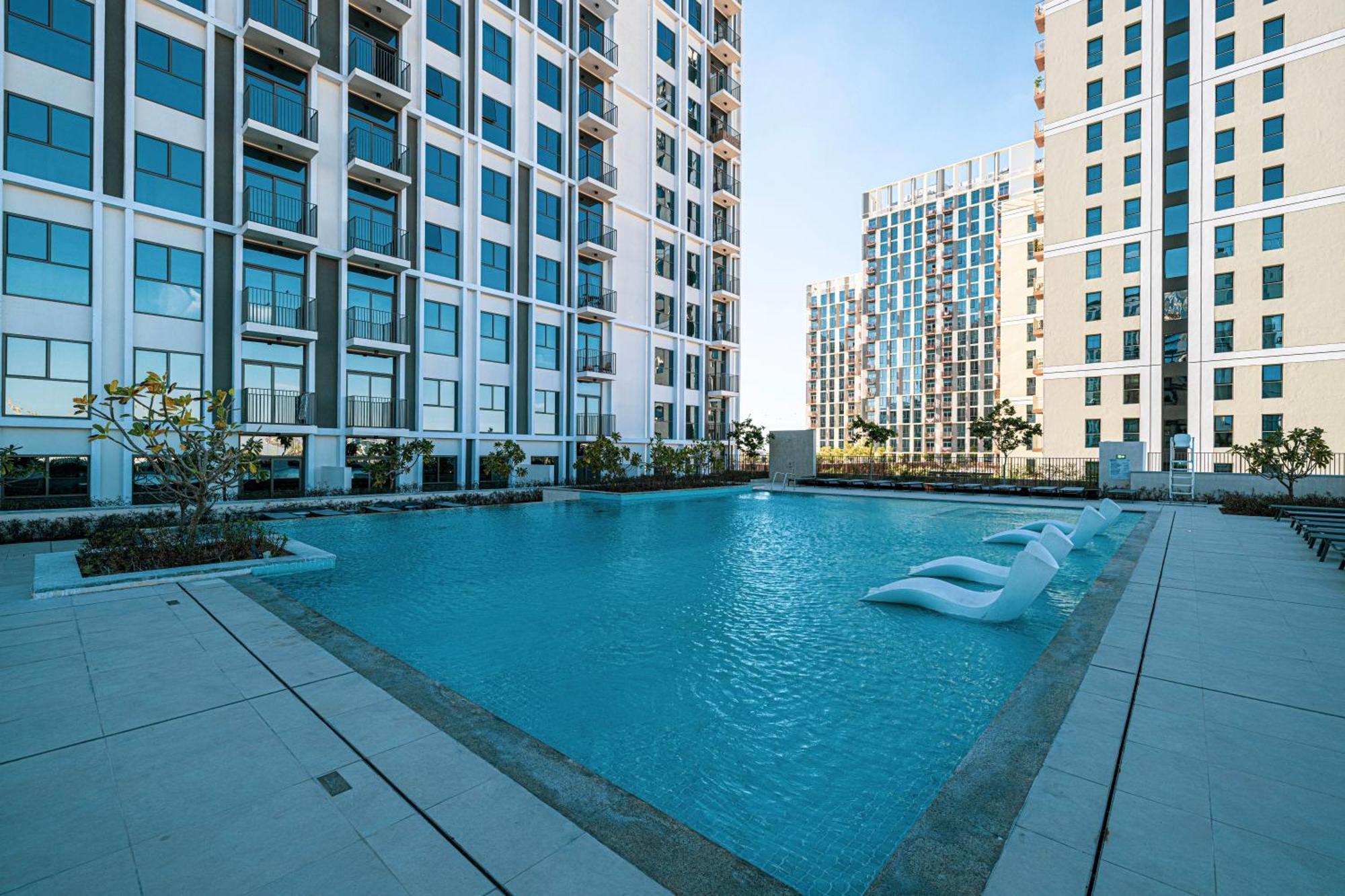 1 Bedroom Socio Tower Dubai Hills Apartment *