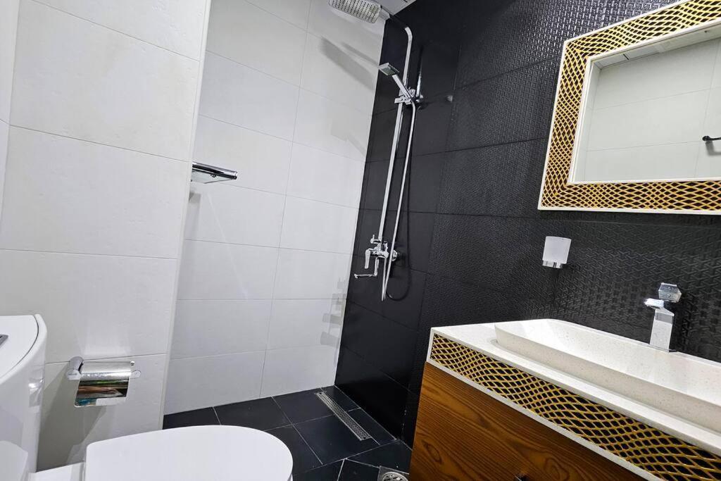 Luxury Studio With Burj Views - 6 Min From Mall * Dubai