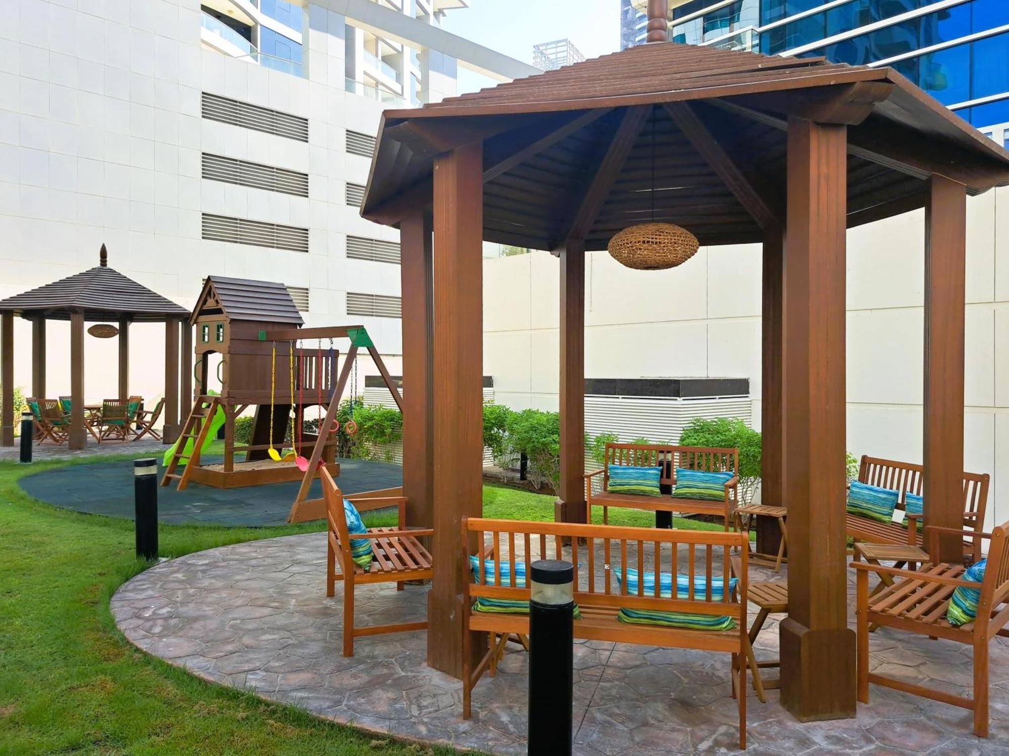 Barcelo Residences Marina Dubai