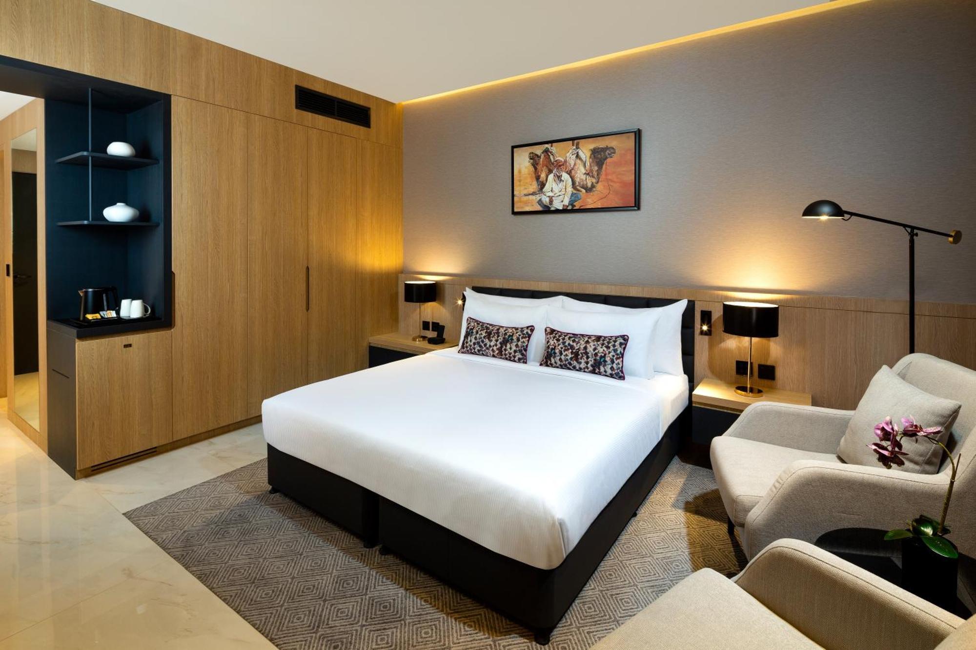 Millennium Place Mirdif Hotel 4*
