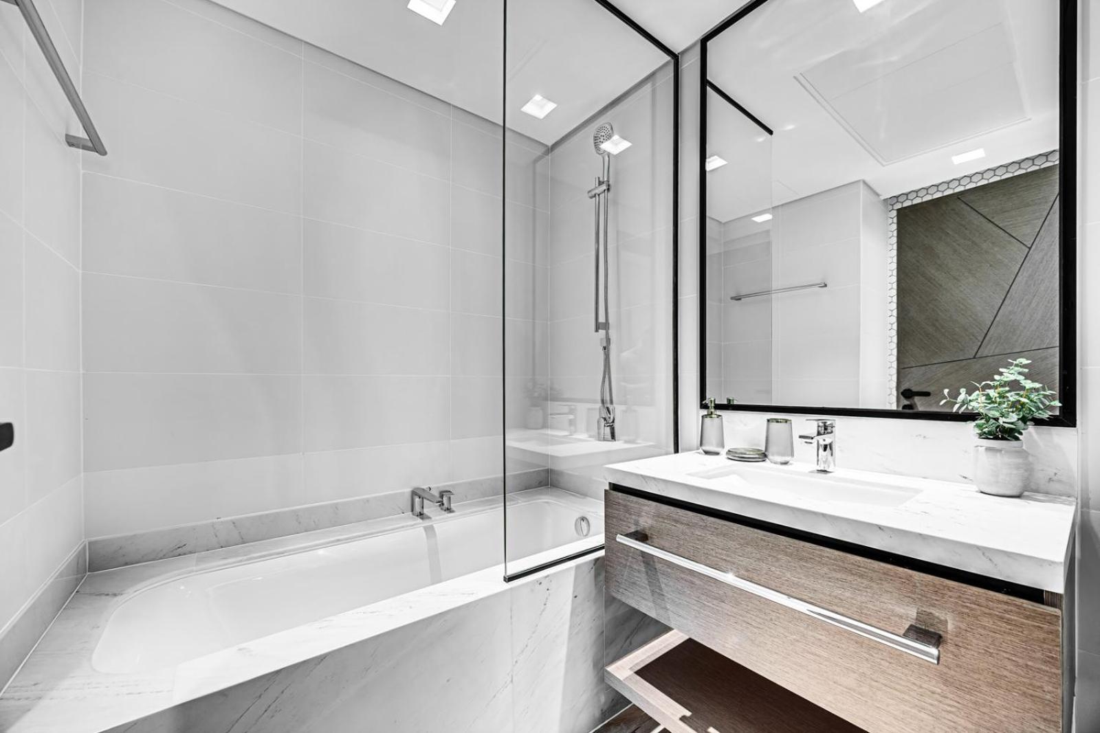 Stylish 2br In Creek Harbour Apartment