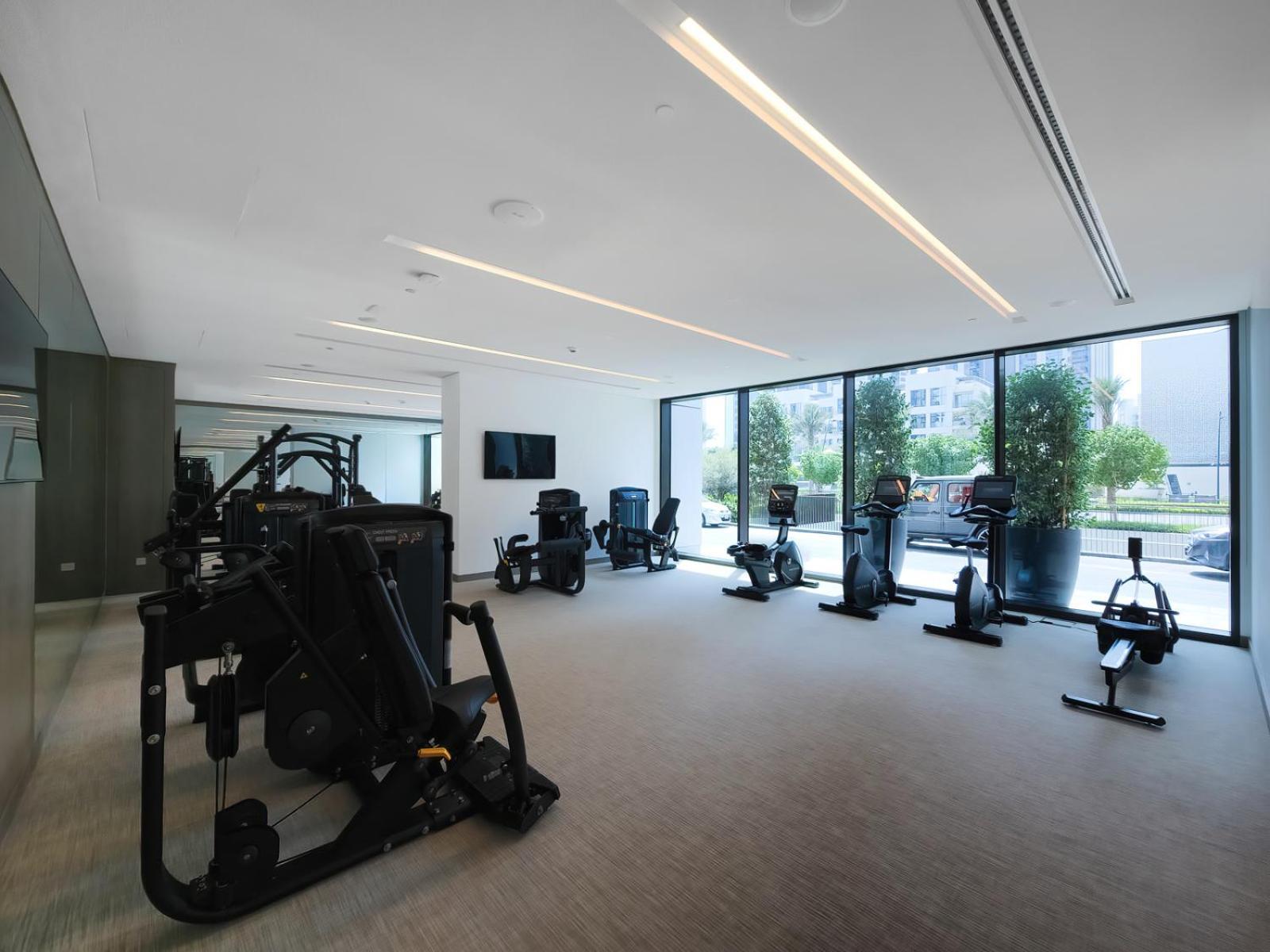 Stylish 2br In Creek Harbour