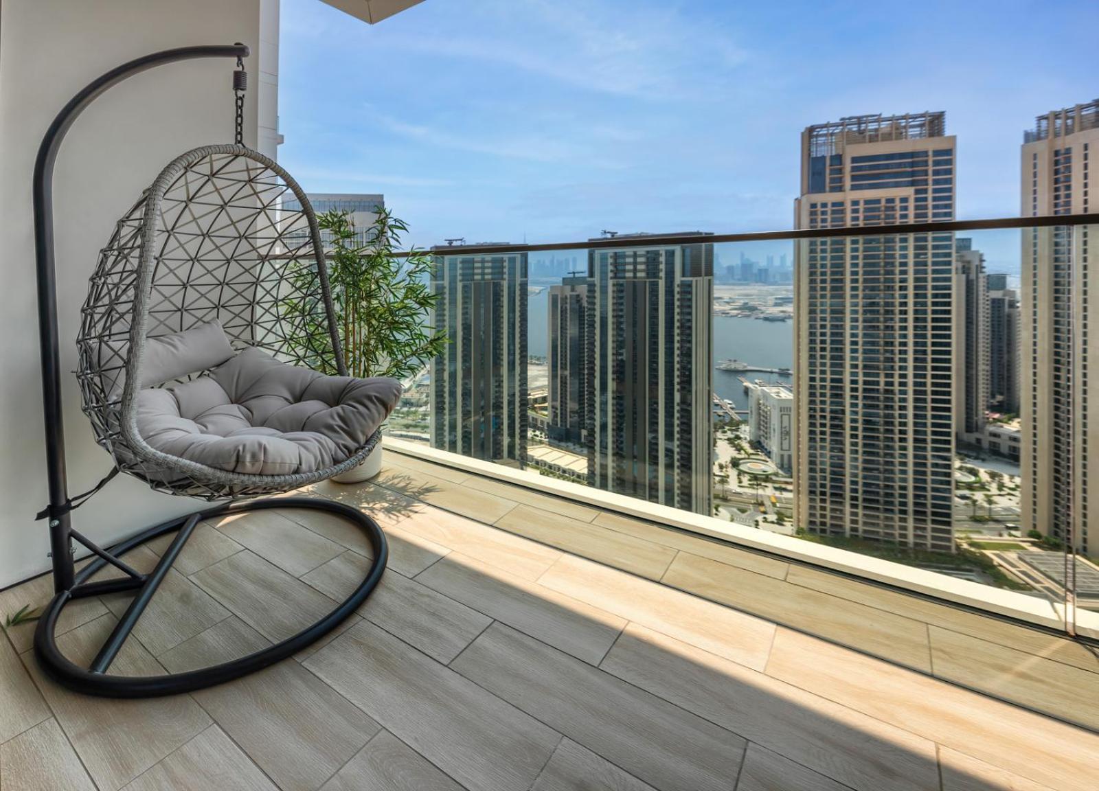 Apartment Stylish 2br In Creek Harbour