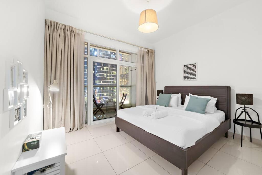 Apartment First Class 2br Amazing Marina Views Dubai