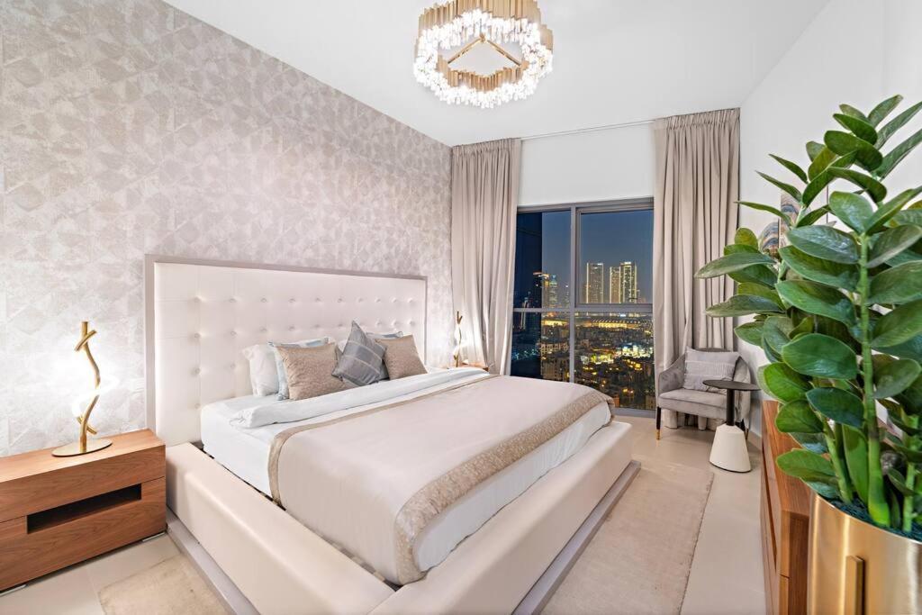 Modern 2br Flat In Bellevue Tower Walk To Mall * Dubai