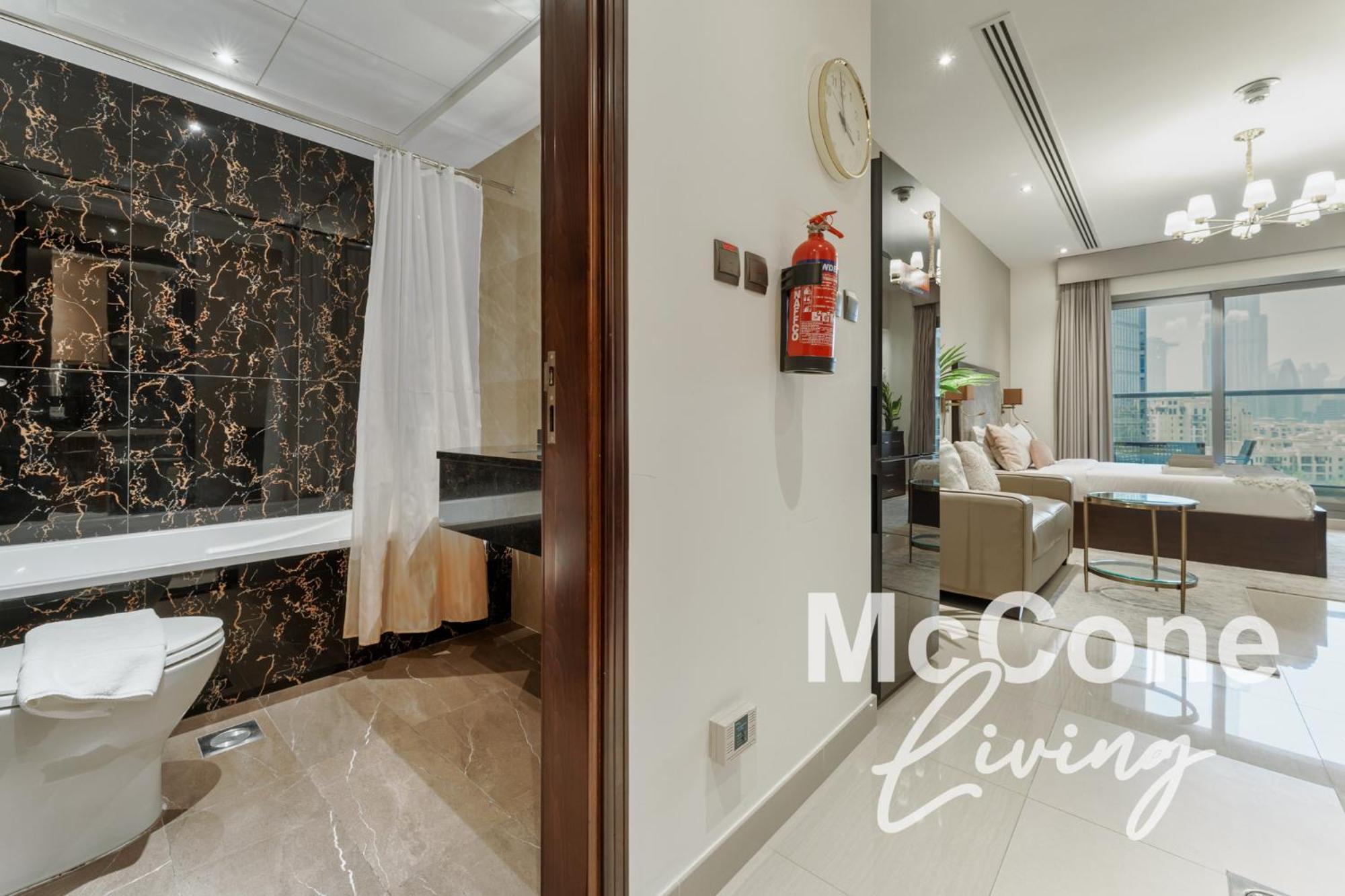 Cozy With Burj Khalifa Views Apartment *