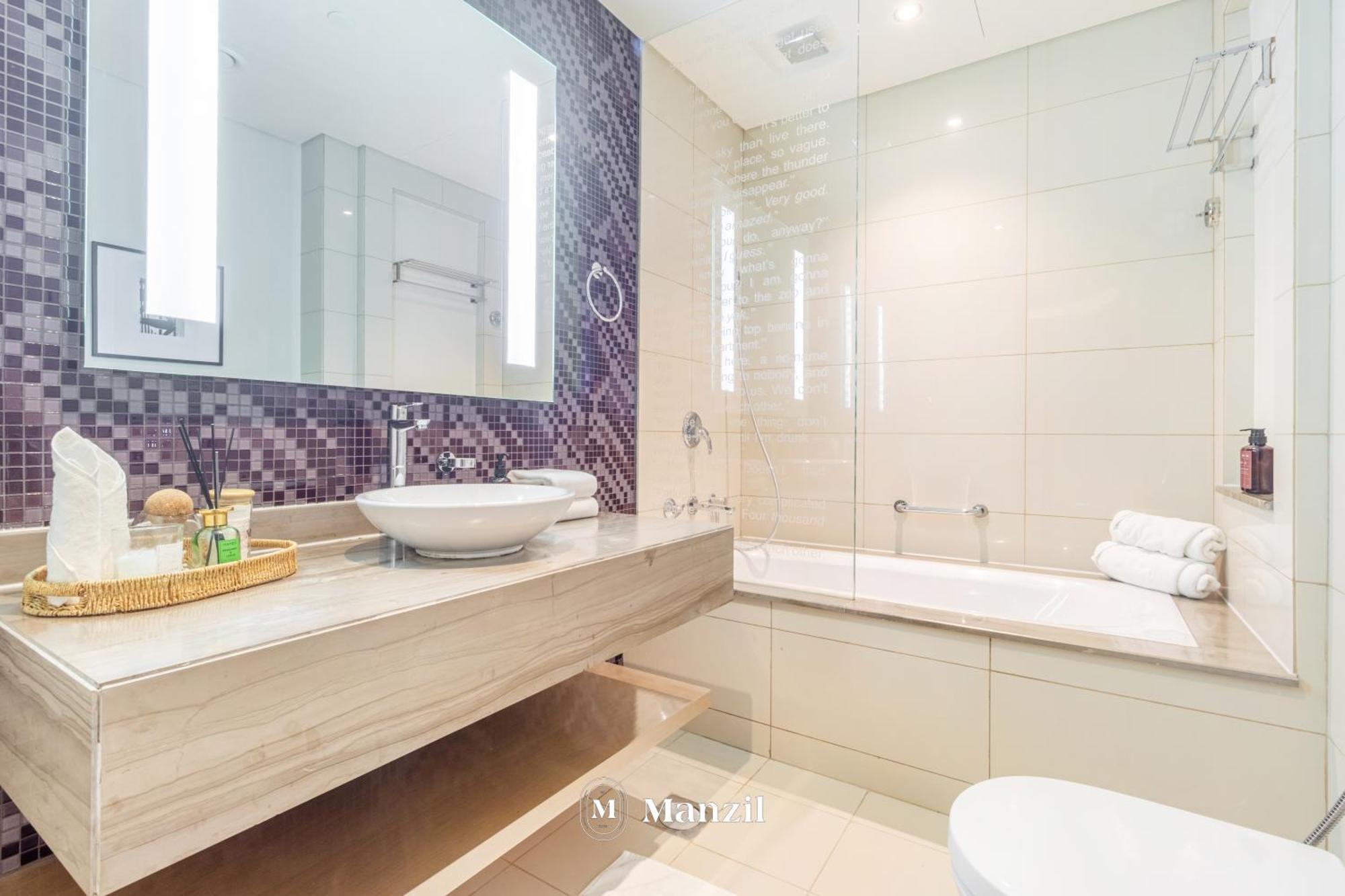 Apartment Manzil - 1br With Pool Close To Downtown
