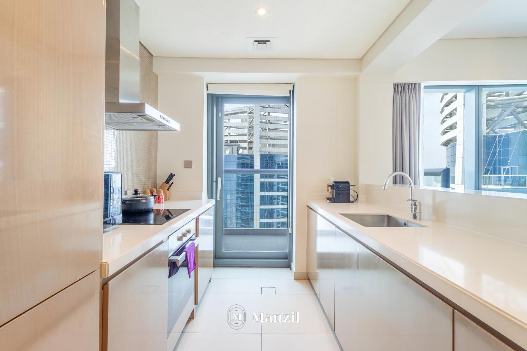 Manzil - 1br With Pool Close To Downtown Apartment Dubai