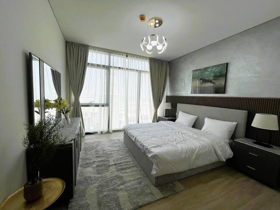 Apartment Stunning View Complimentary Parking *