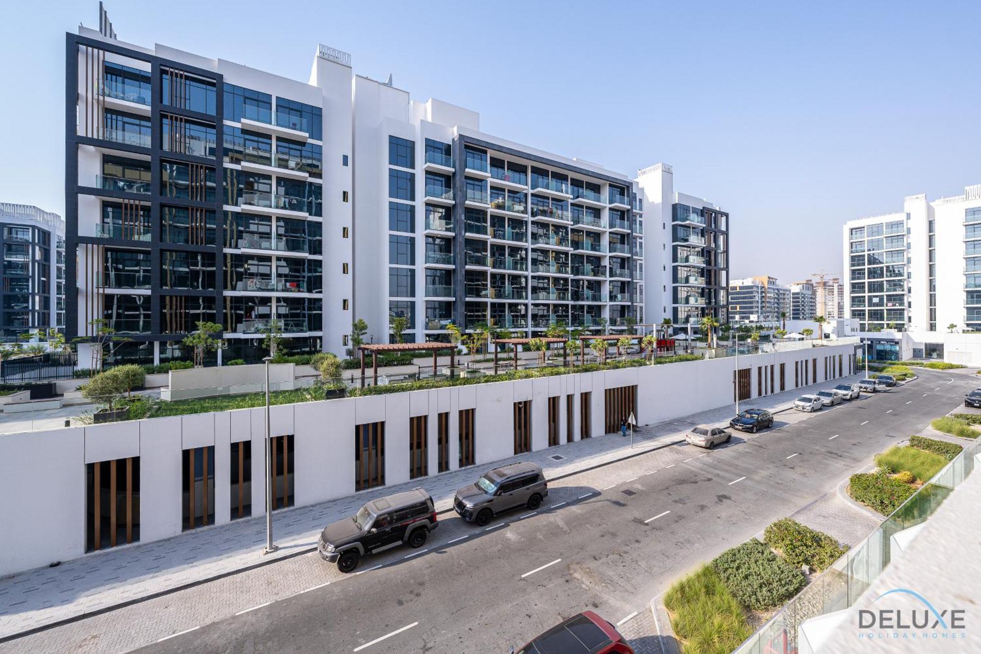 Contemporary In Azizi Riviera 31, Al Merkadh By Deluxe Homes Apartment Dubai