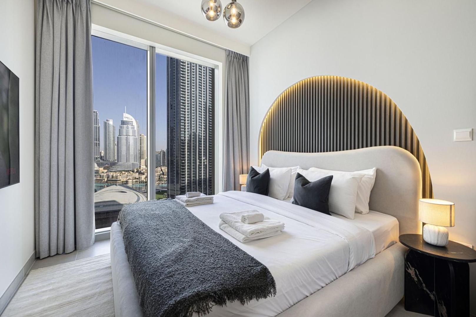 Luxe | Luxury 4br | Burj Khalifa & Fountain Views Apartment