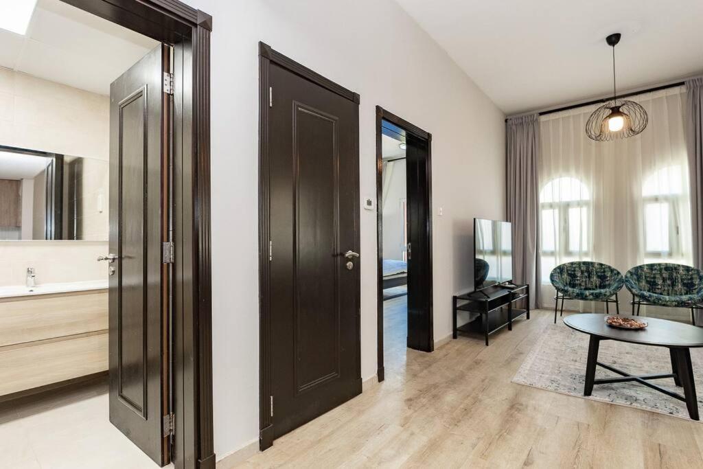 Apartment Discovery Gardens American Style 1br Close 2 Metro Dubai