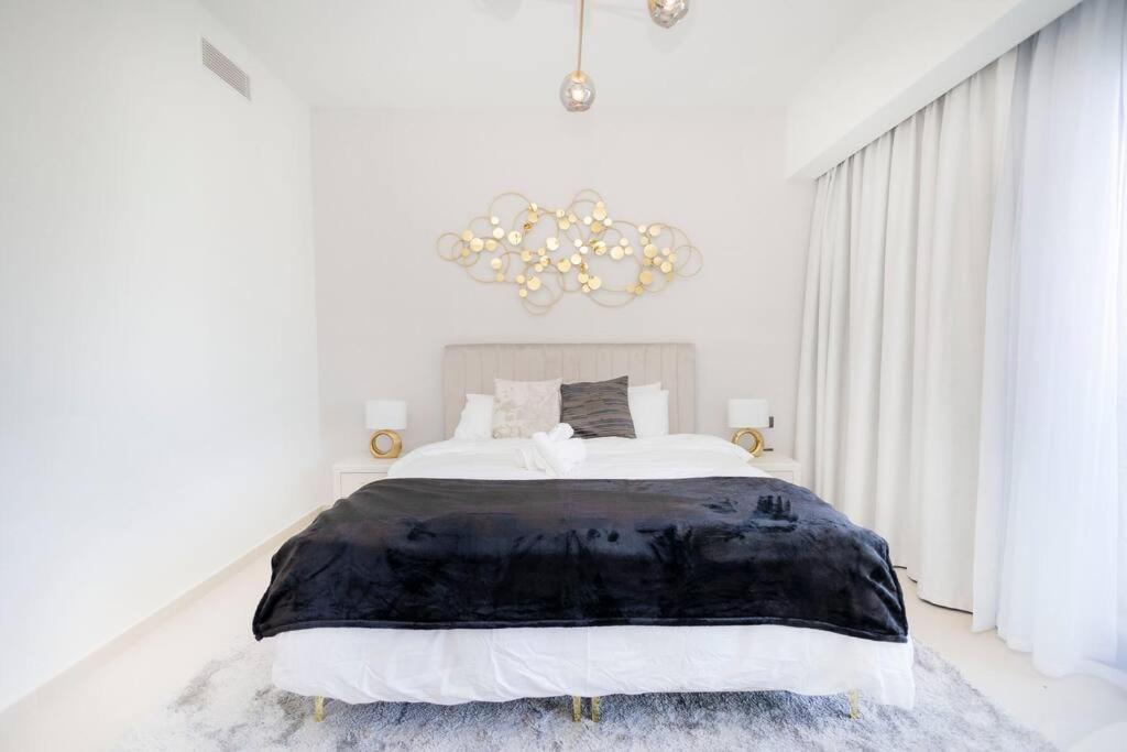 Apartment Elegant 4br, Stunning Burj Khalifa Views Act One 3001