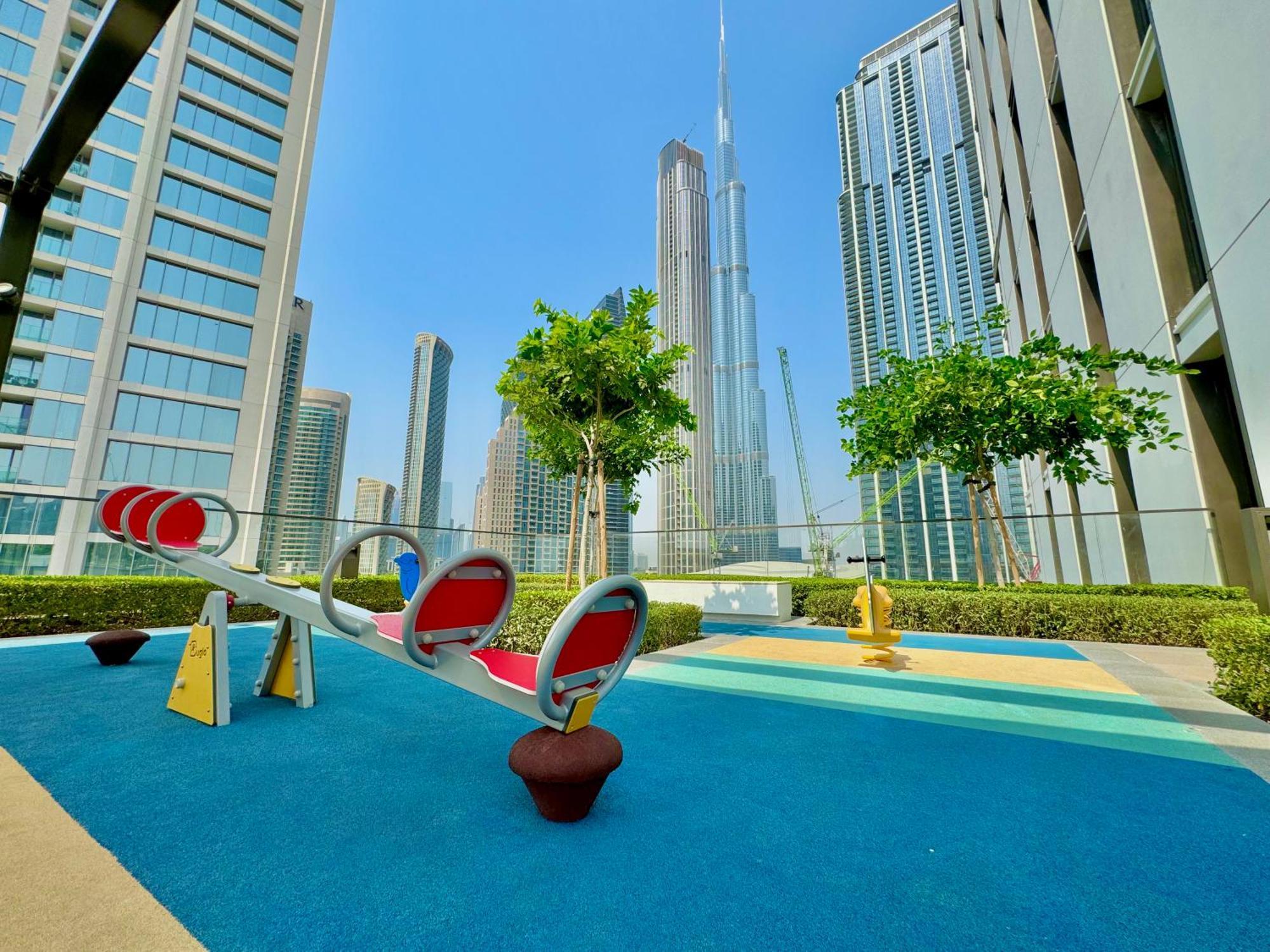 Modern 2br Near Mall & Burj Khalif Dubai