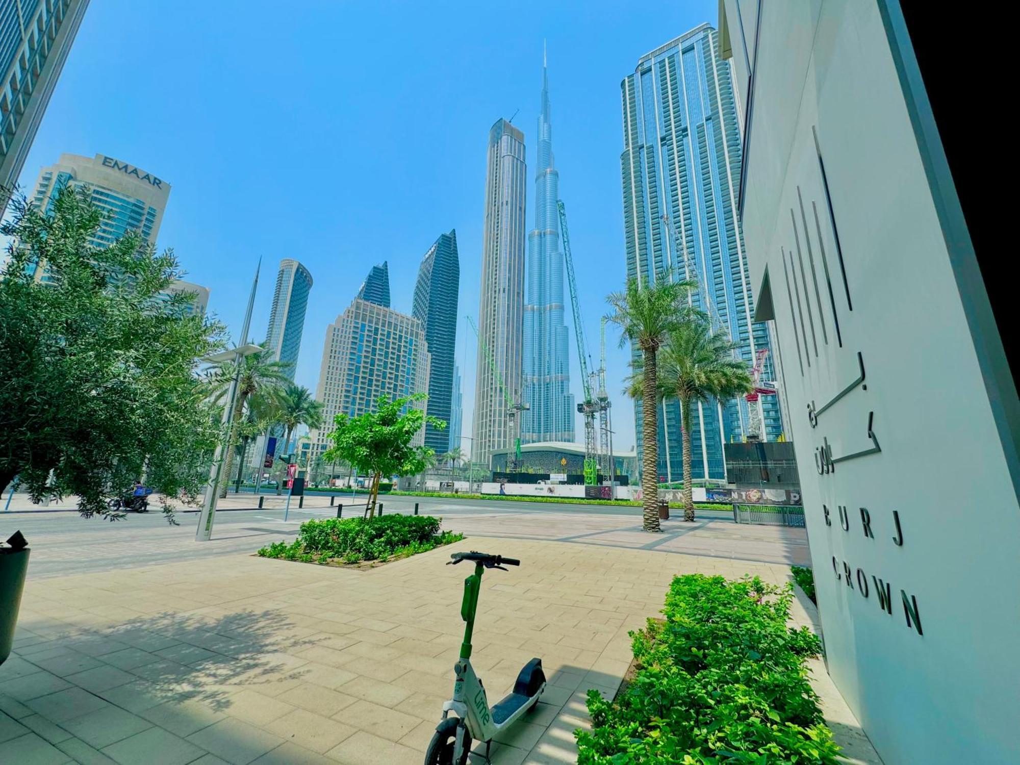 Modern 2br Near Mall & Burj Khalif Holiday home *