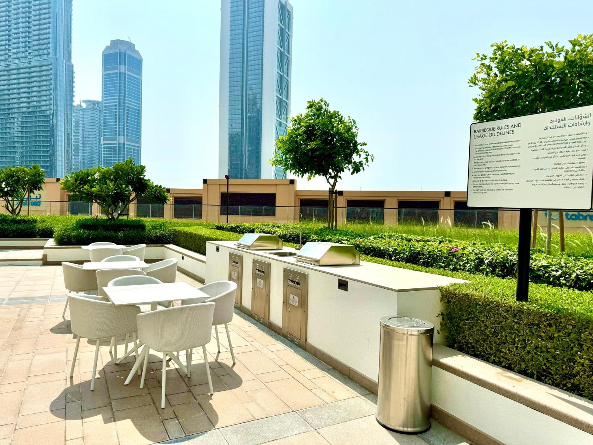 Holiday home Modern 2br Near Mall & Burj Khalif Dubai