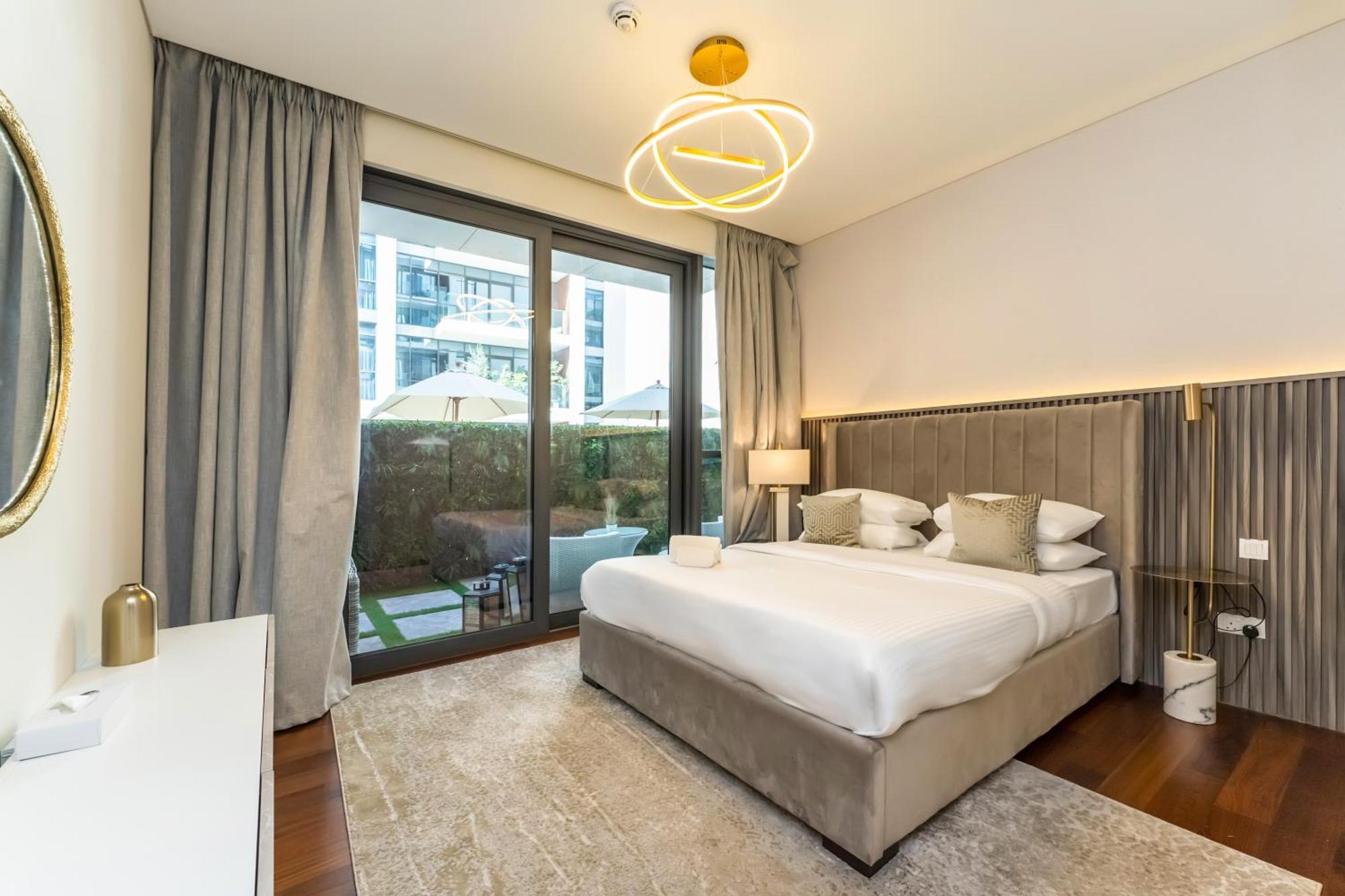 Apartment Fam Living - City Walk - Opulent Living