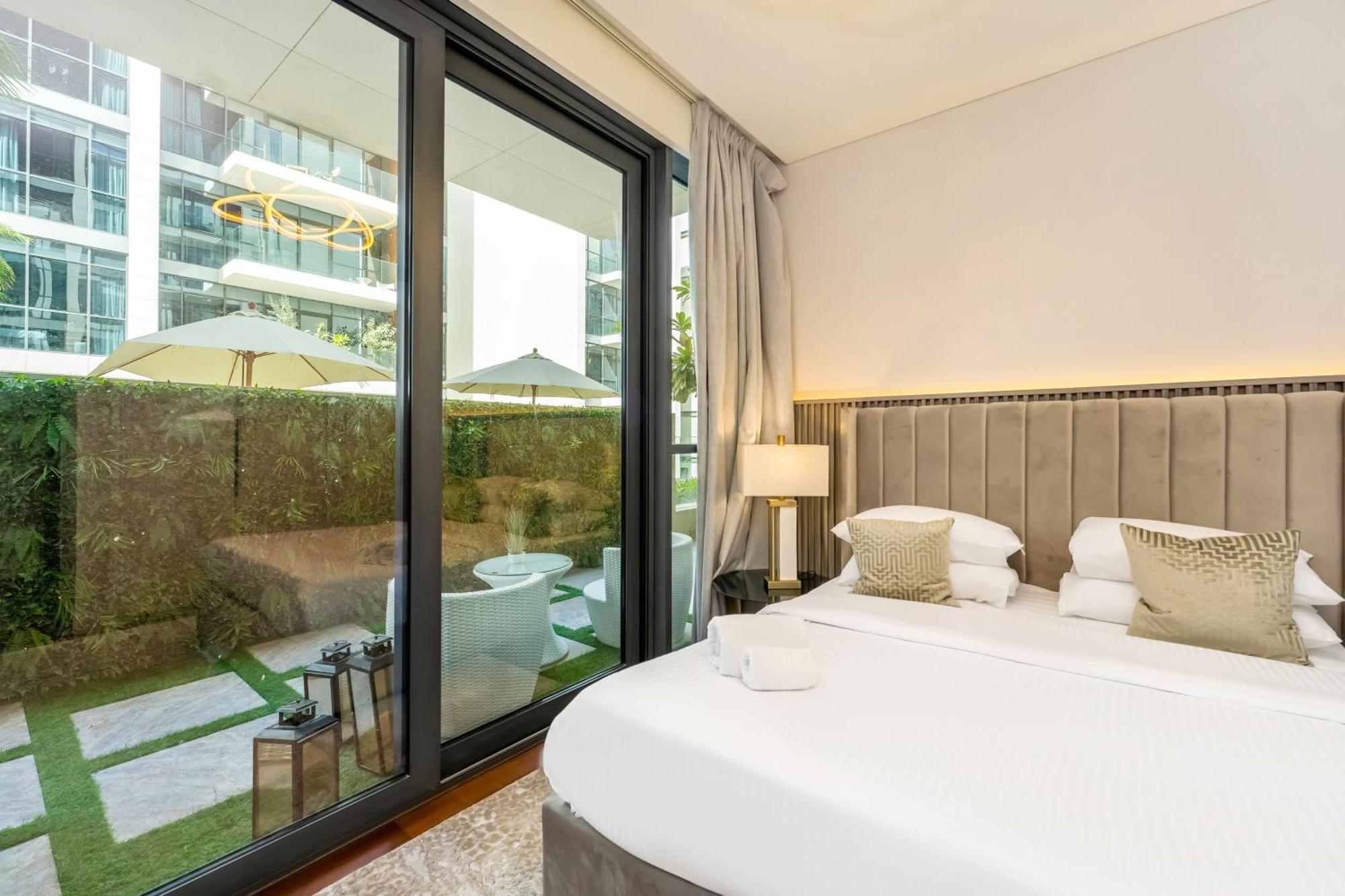 Apartment Fam Living - City Walk - Opulent Living *