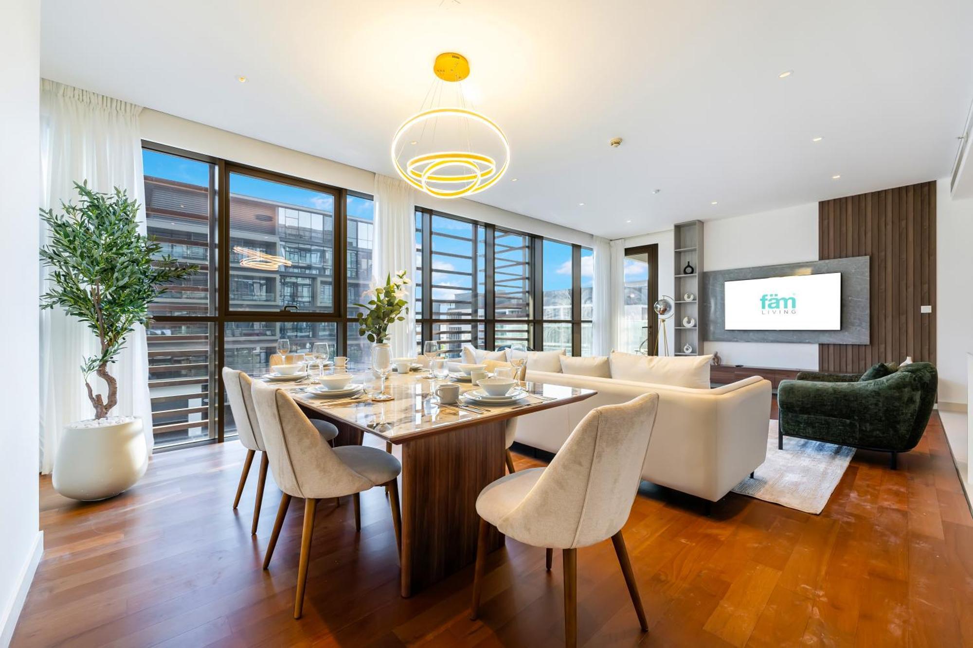 Apartment Fam Living - City Walk - Opulent Living *