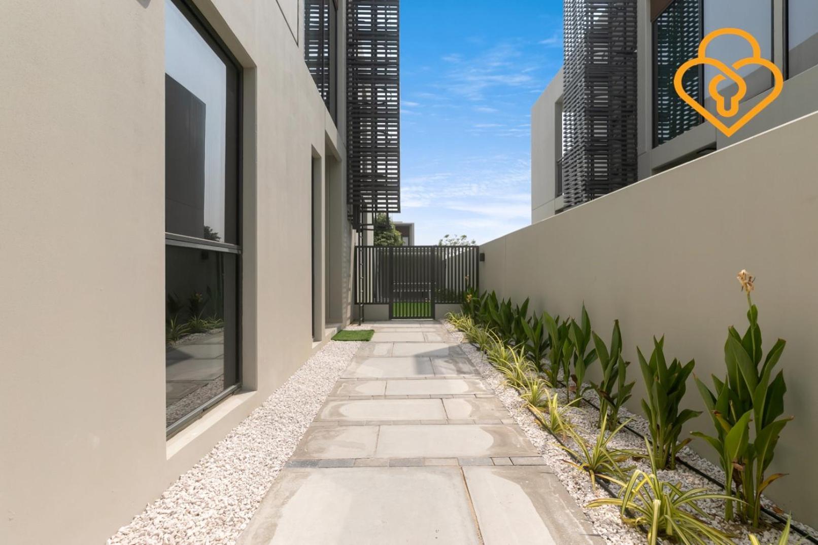 Keysplease 4br Walking To Pool, Cherrywoods Family Community * Dubai