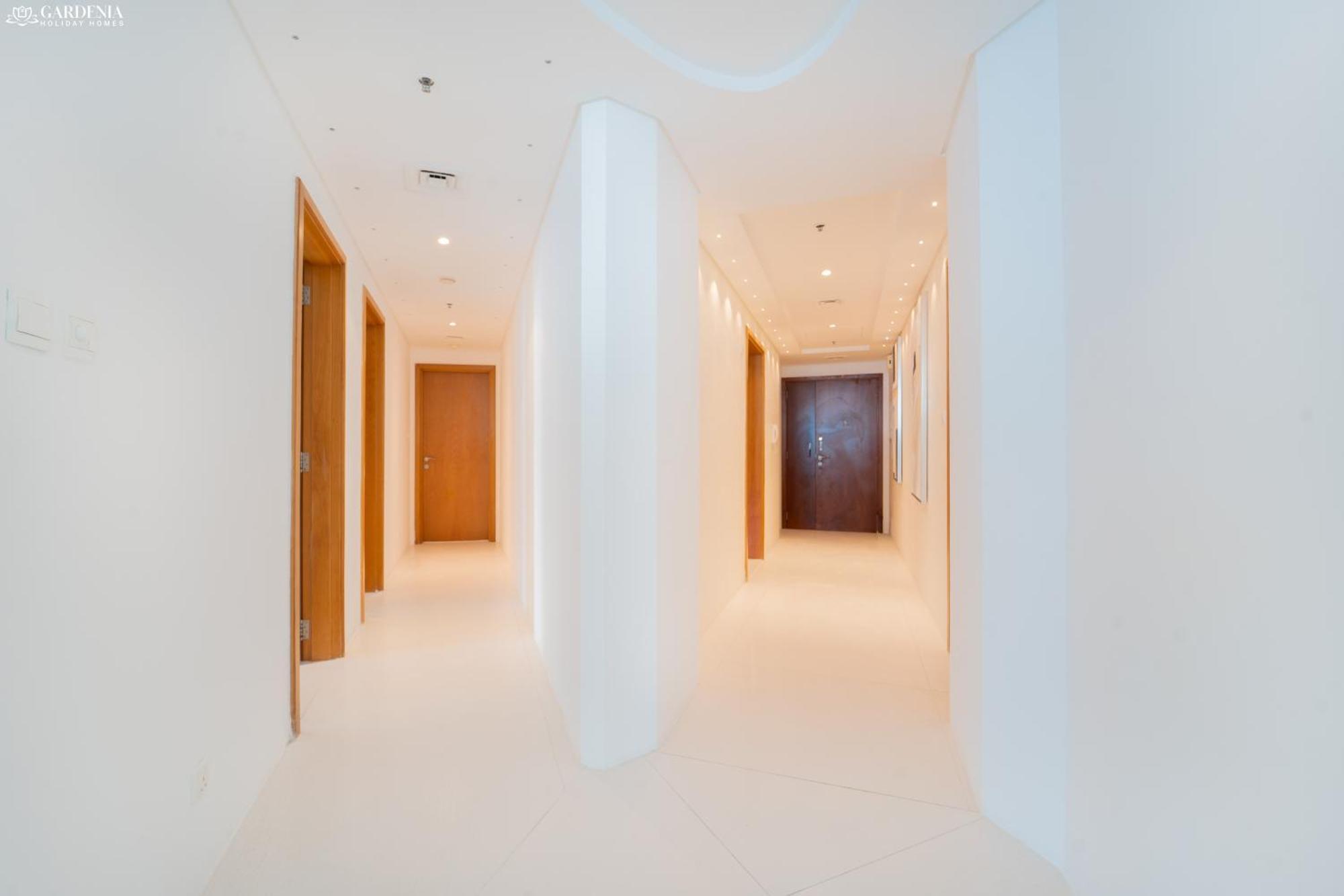 Gardenia Al Fattan Marine Suites: Beachfront Luxury With Sea Views Apartment *
