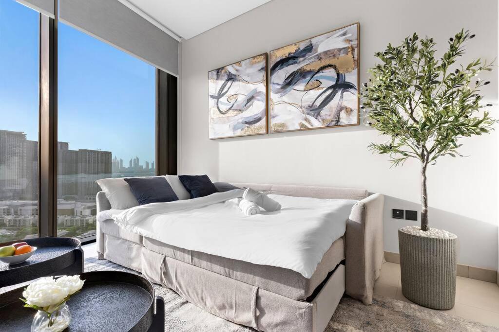 First Class 1br 1 Chic & Elegant Apartment Dubai