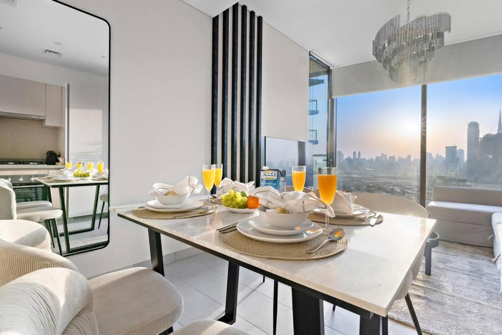 First Class 1br 1 Chic & Elegant Apartment Dubai