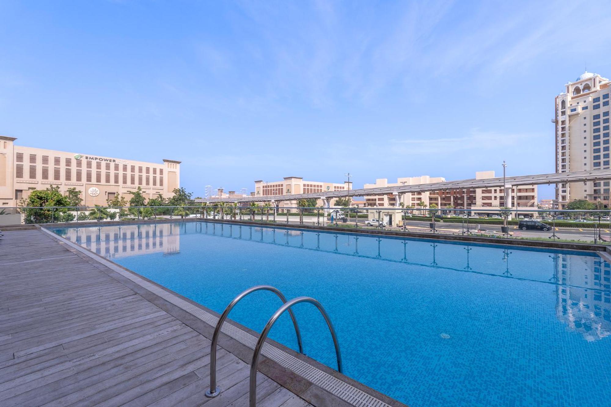 Apartment Palm Jumeirah Studio With Sea View Spacious