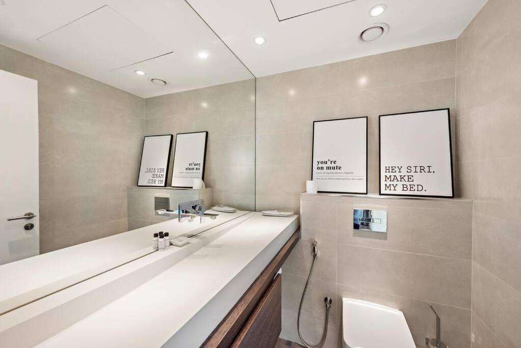 First Class 2br Vibrant Waterfront District *