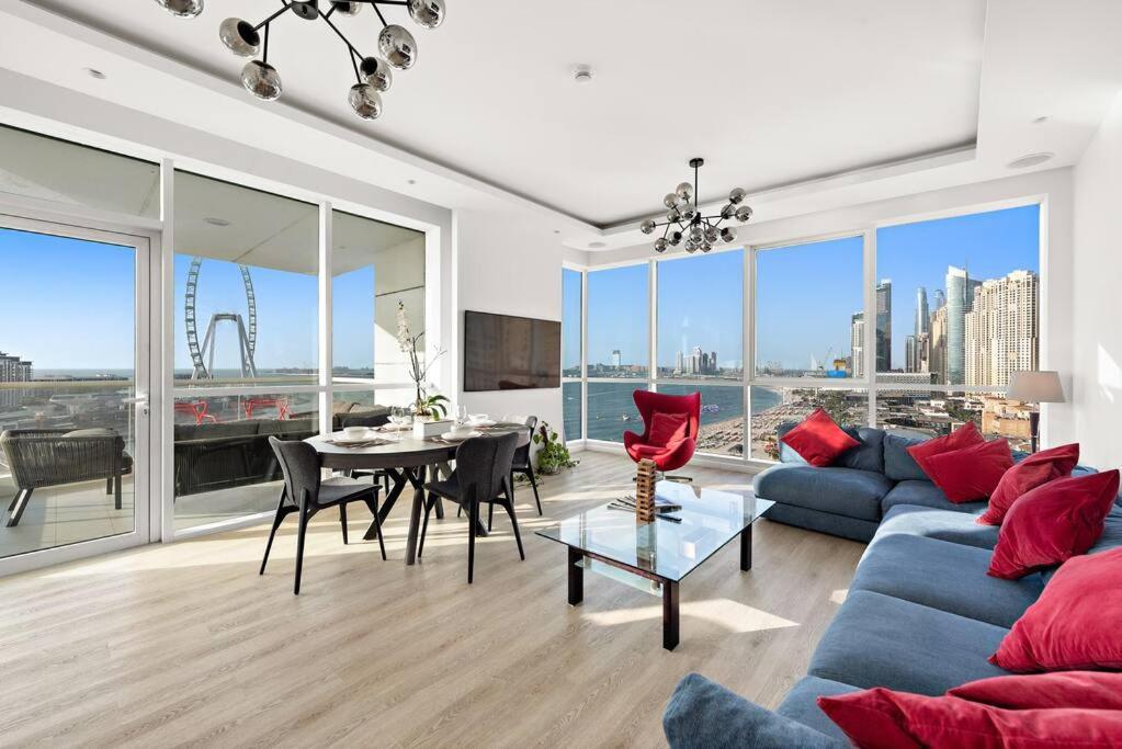 First Class 2br Vibrant Waterfront District Apartment *