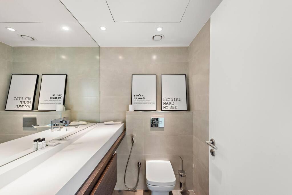 Apartment First Class 2br Vibrant Waterfront District *