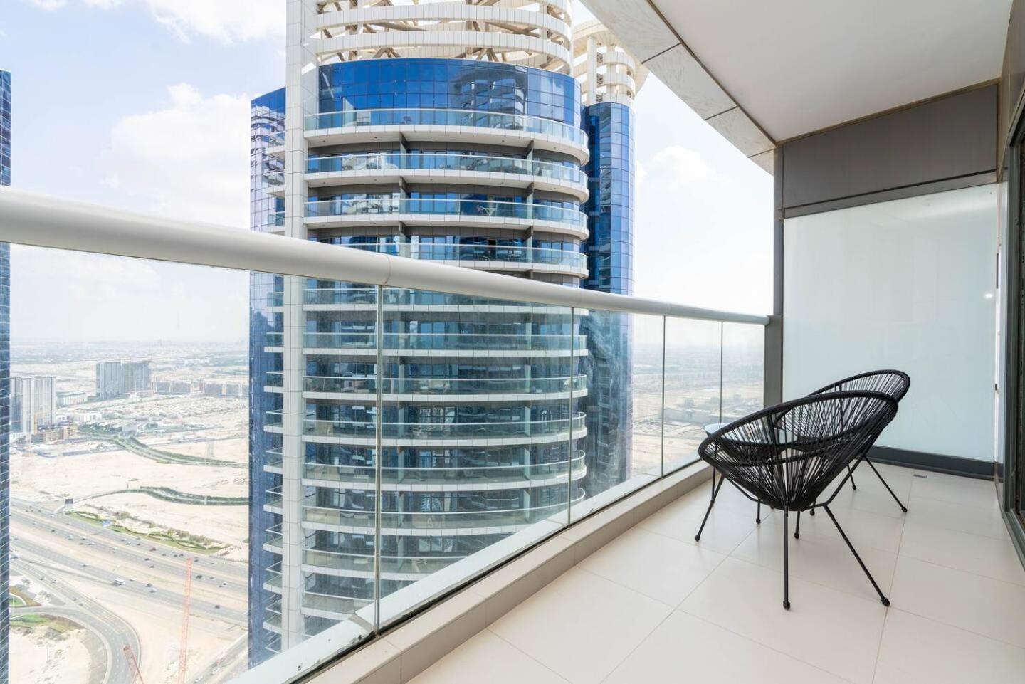 Apartment Paramount Towers - Elegant Dubai