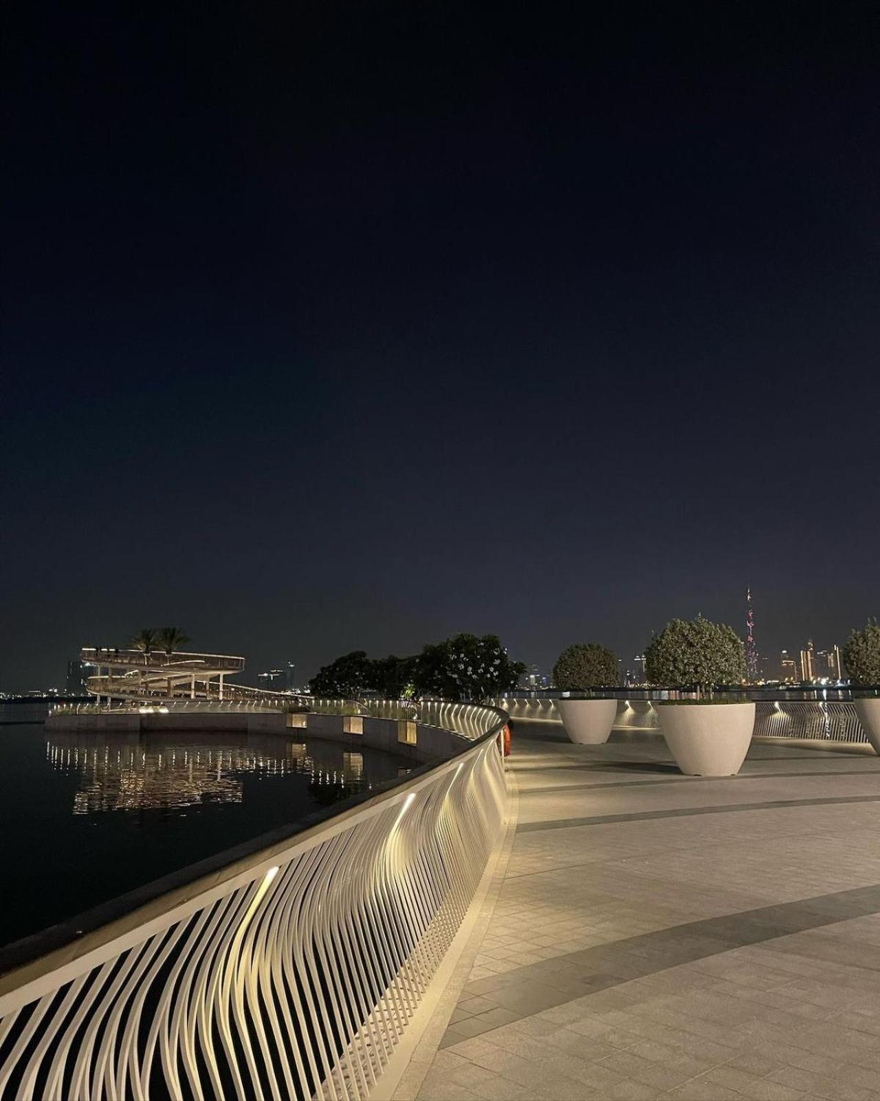 Apartment Palace Creek Harbour Residences Skyline Dubai